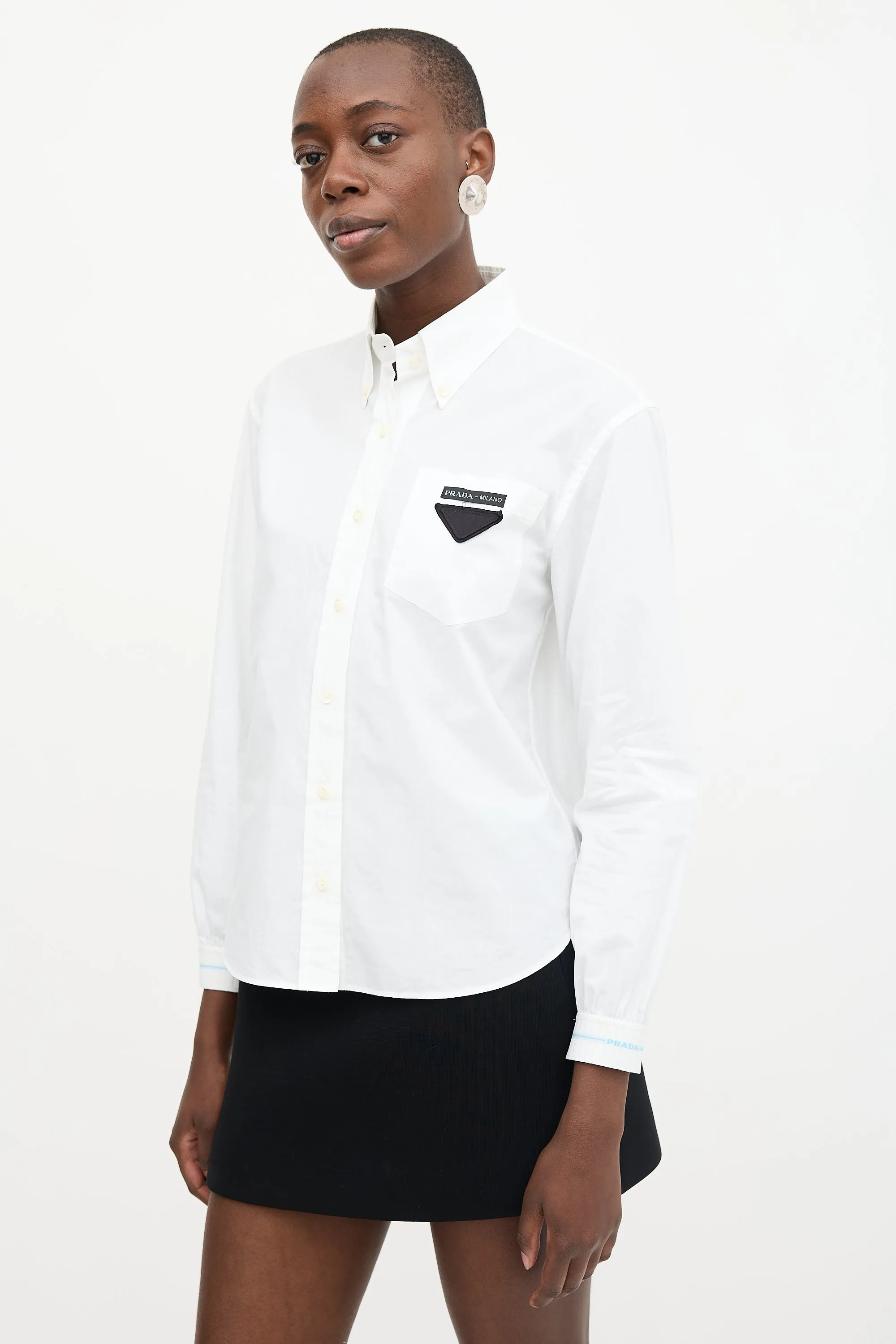 2018 Logo Shirt sold by VSP Consignment product image thumbnail 5