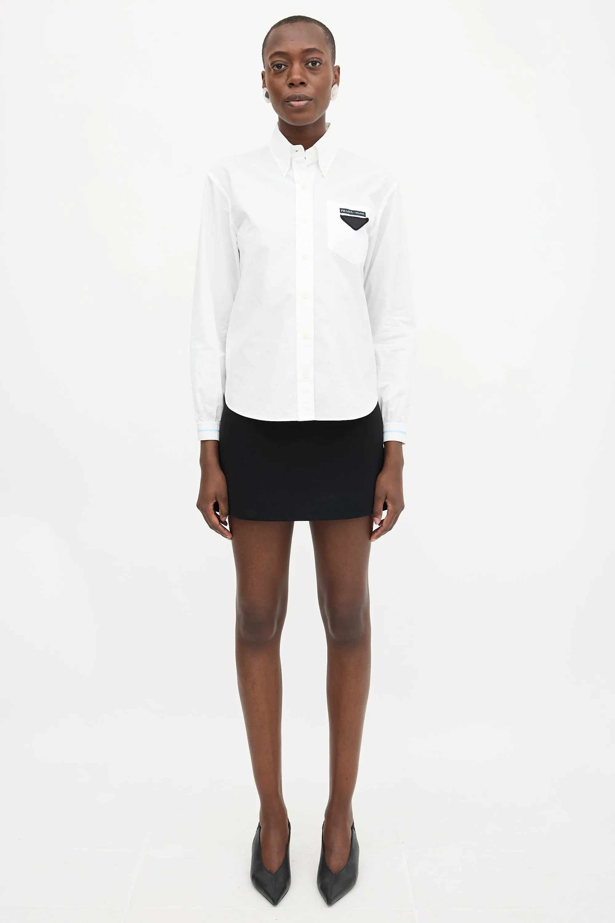 2018 Logo Shirt sold by VSP Consignment product image thumbnail 4