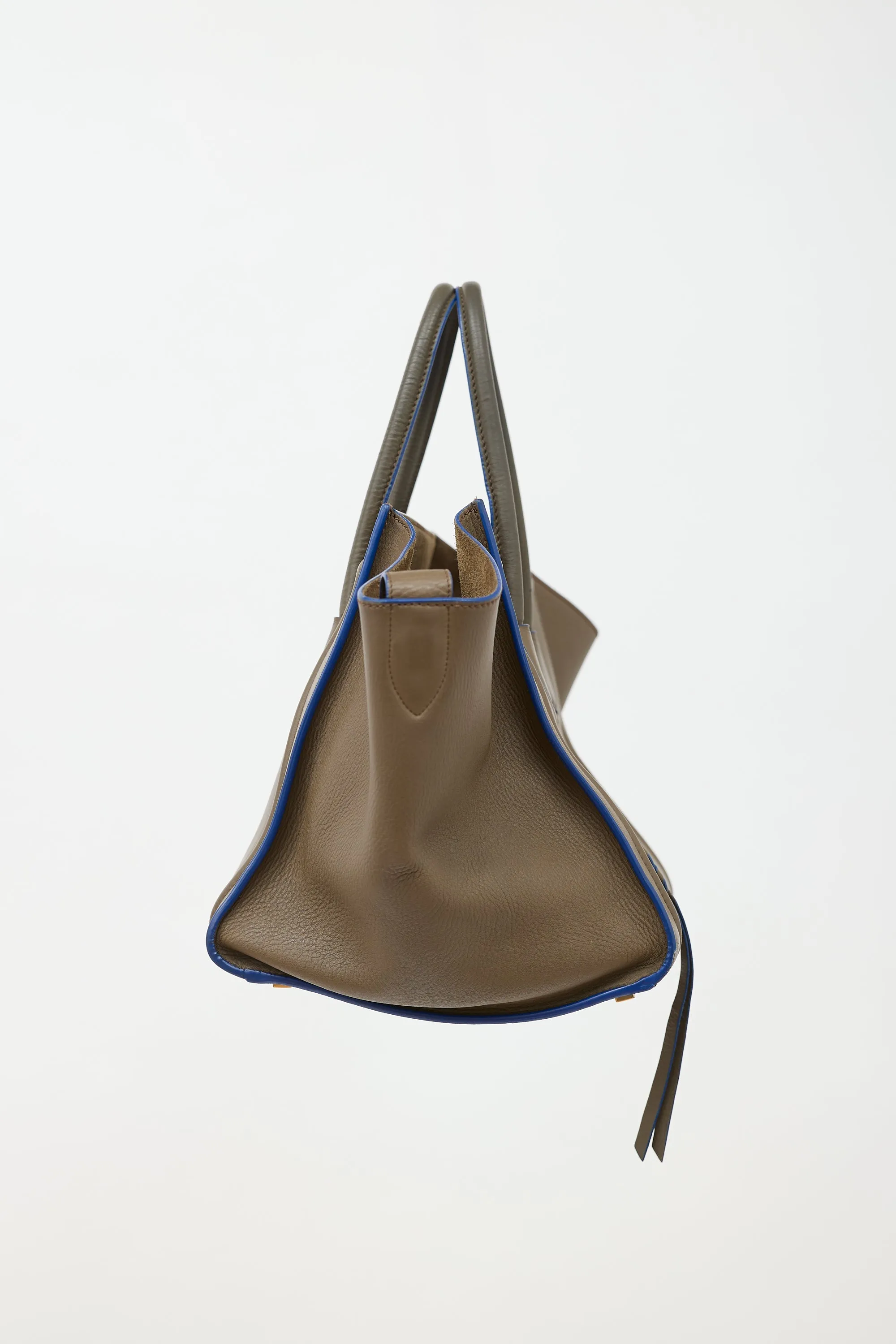 2012 Leather Medium Phantom Luggage Bag sold by VSP Consignment product image thumbnail 3