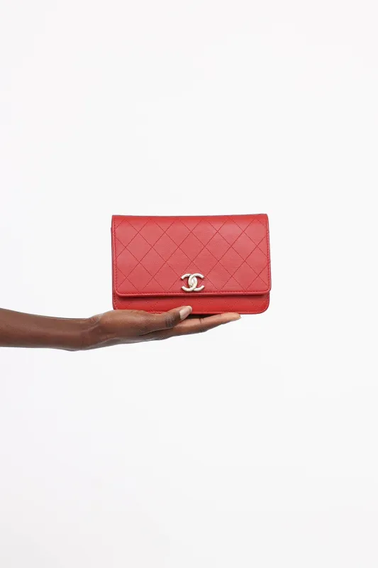 2019 Quilted CC Twist Lock Wallet On Chain Bag made by Chanel