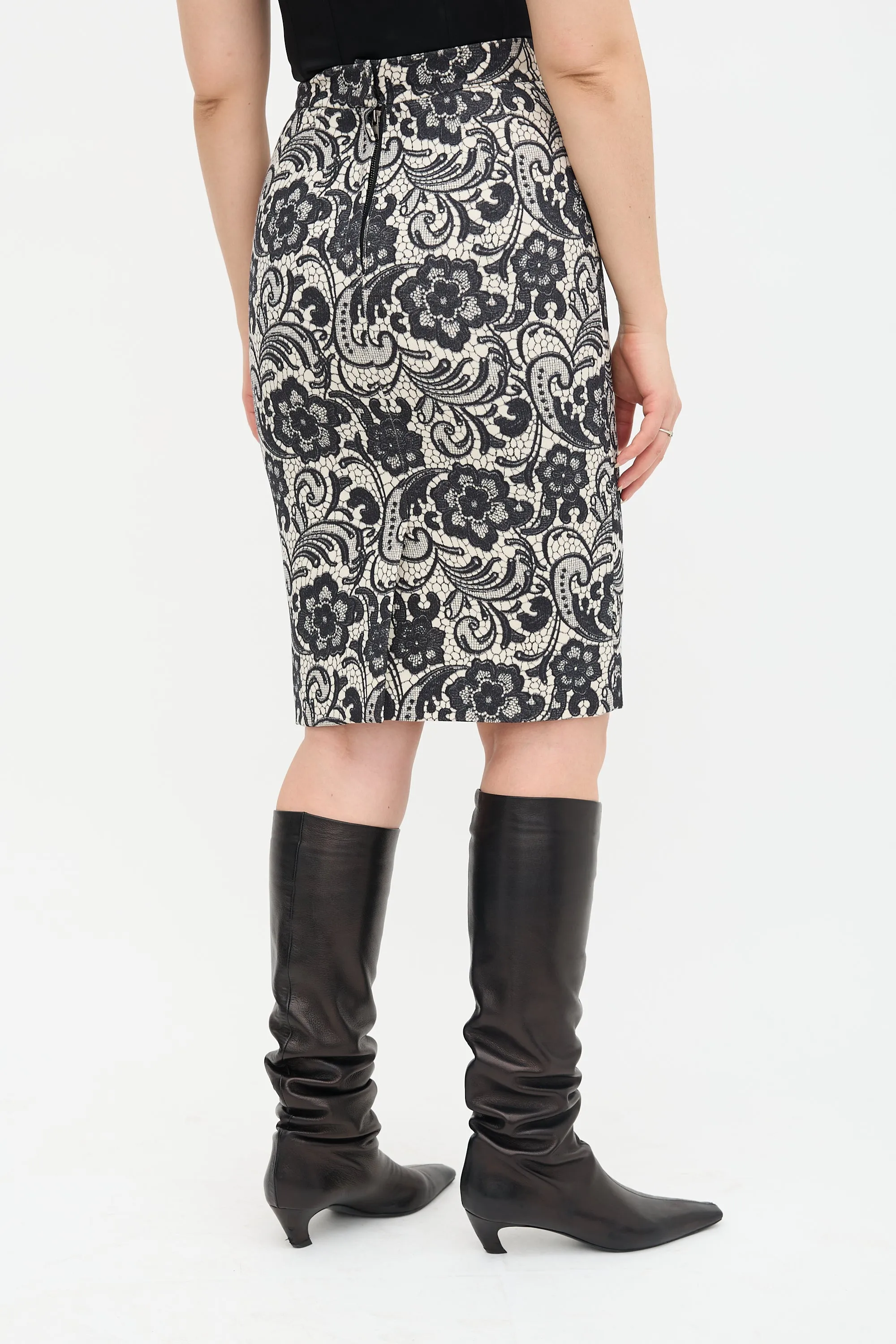 Wool Printed Pencil Skirt sold by VSP Consignment product image thumbnail 4