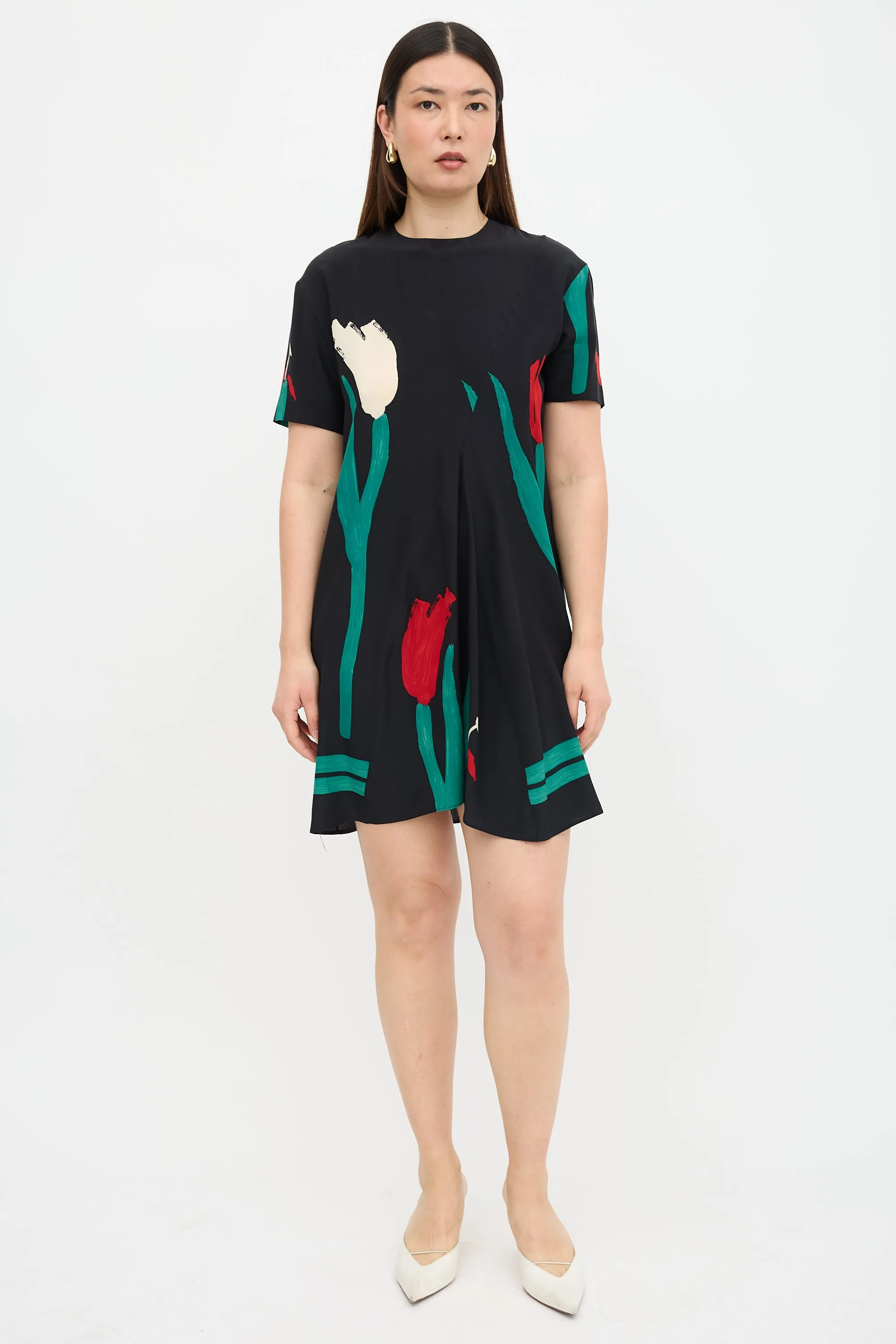 Silk Floral Shift Dress sold by VSP Consignment product image thumbnail 2