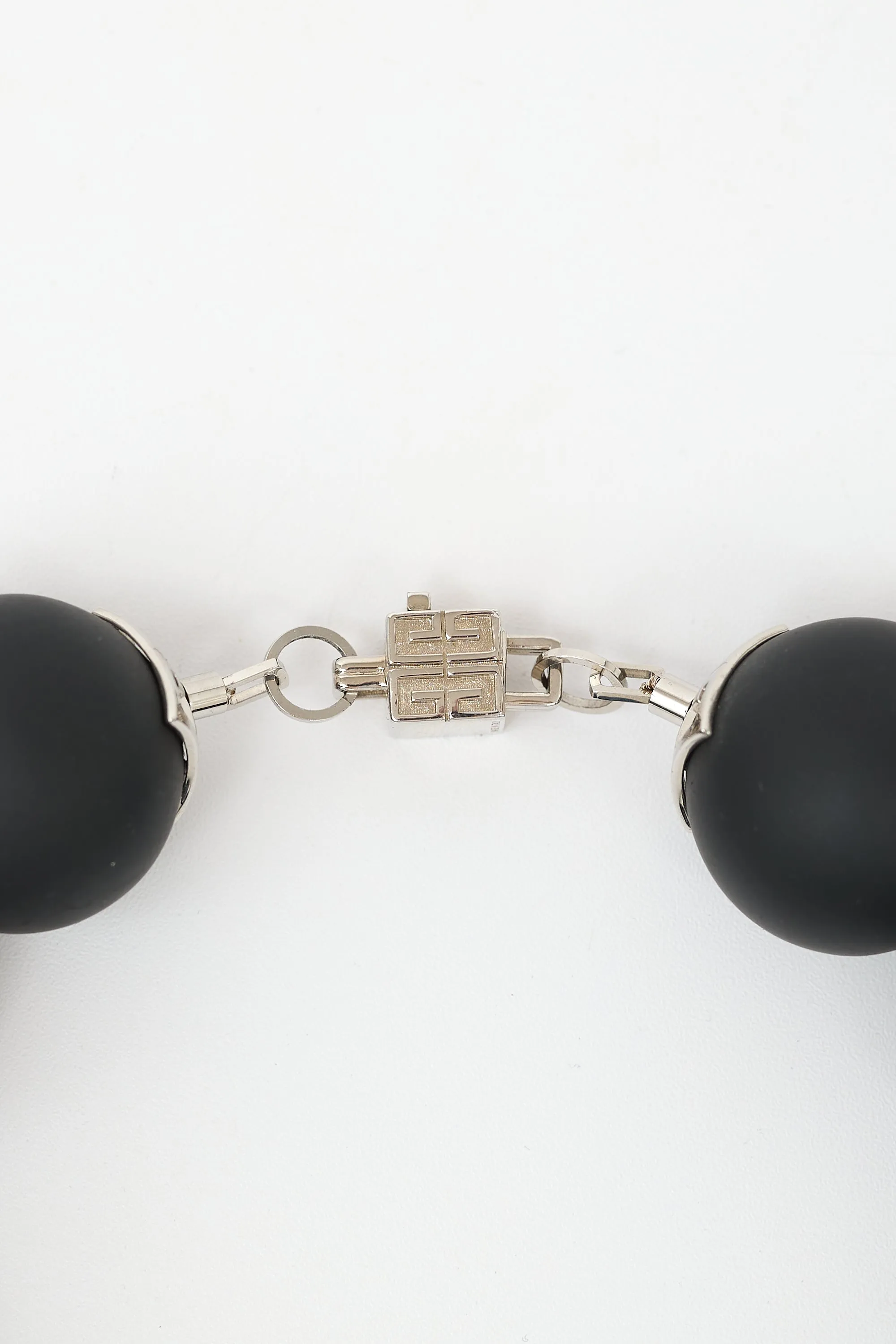 Fall 2022 Large Bead 4G Necklace sold by VSP Consignment product image thumbnail 4