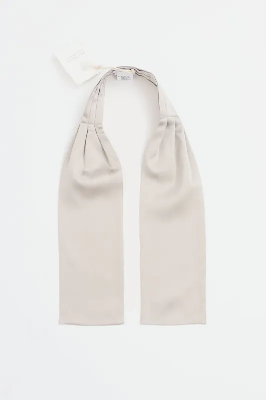 Silk Pleated Bow Tie made by Brunello Cucinelli