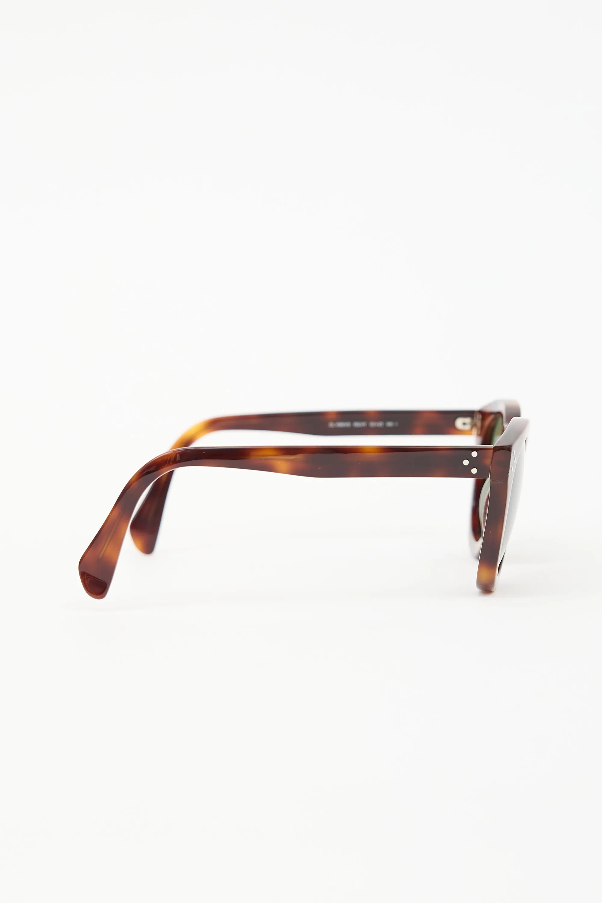 Marbled CL41801 Round Sunglasses sold by VSP Consignment product image thumbnail 3