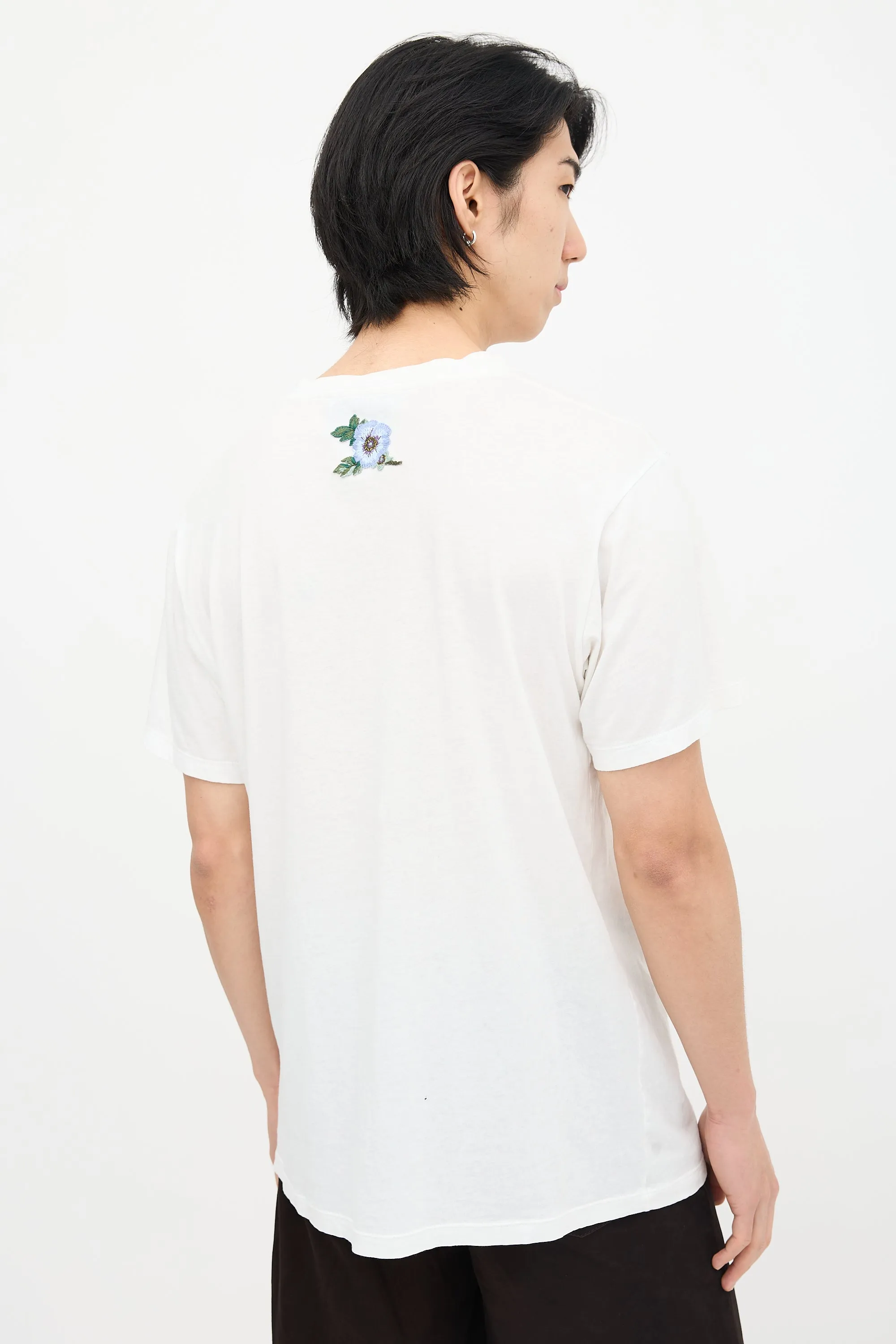 Logo T-Shirt sold by VSP Consignment product image thumbnail 5