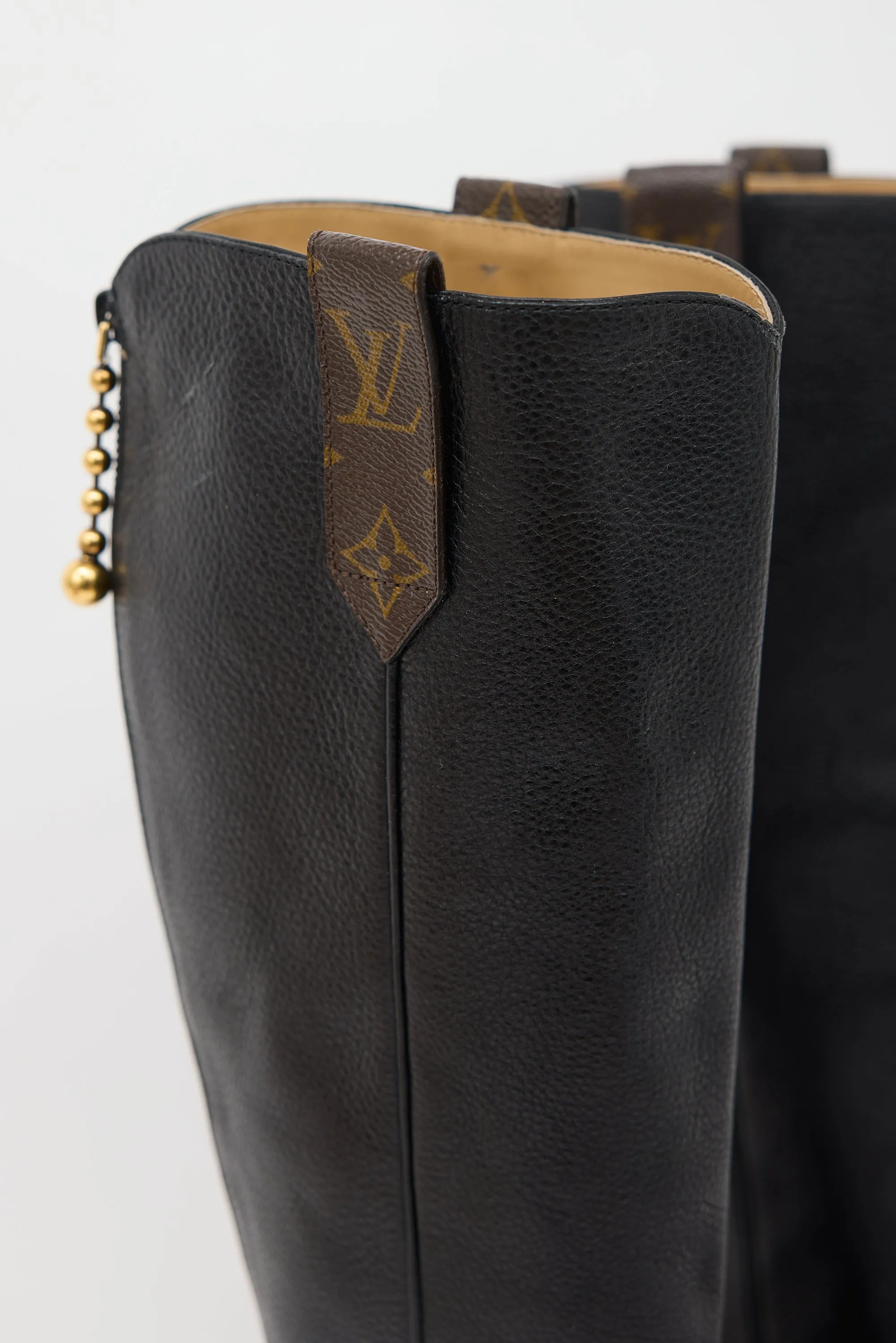 Leather LV Archlight 2.0 Knee Boot sold by VSP Consignment product image thumbnail 2