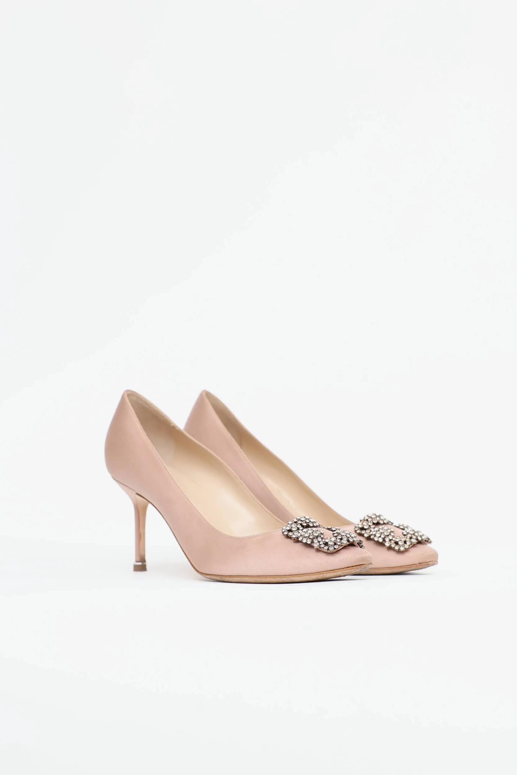 Satin Hangisi Pump sold by VSP Consignment product image thumbnail 2