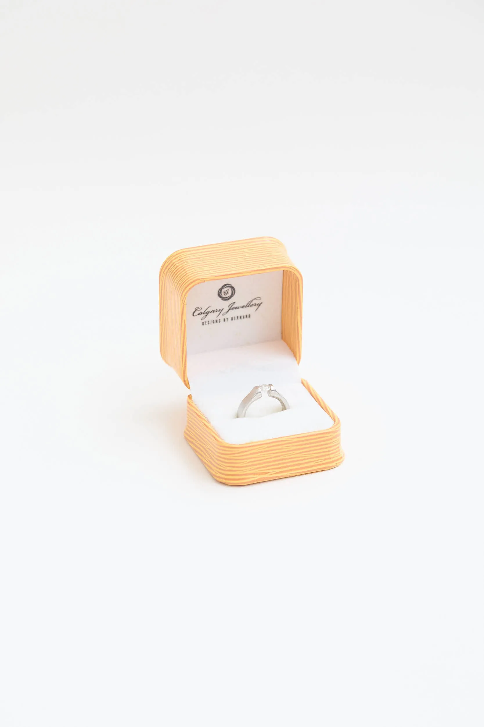 Platinum Floating Diamond Ring sold by VSP Consignment product image thumbnail 4