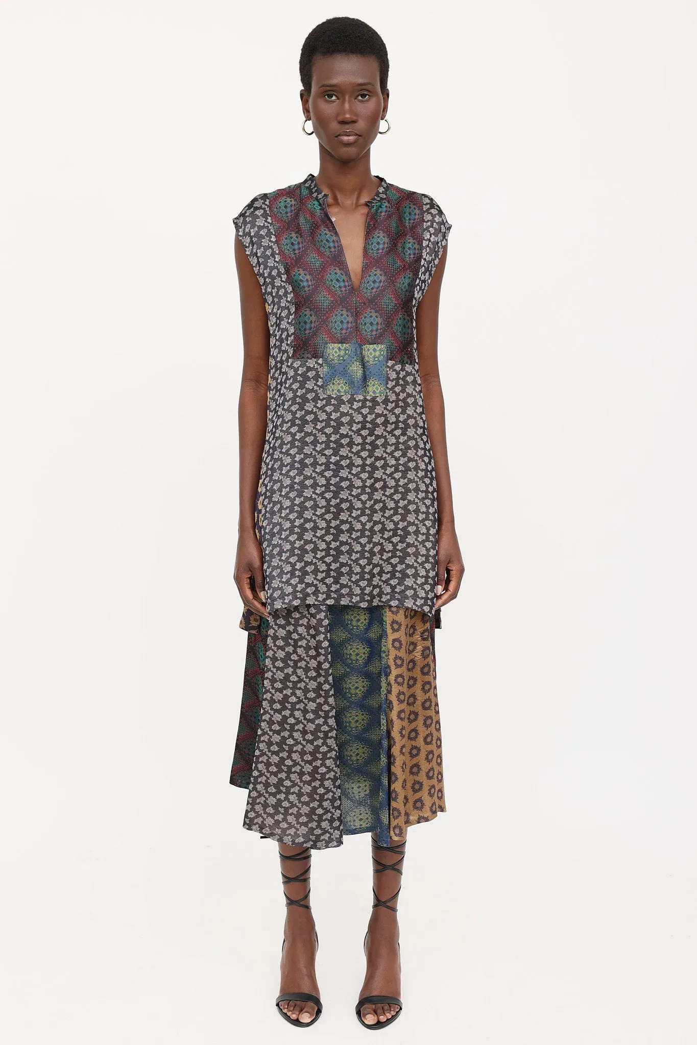 Brocade Patterned Top sold by VSP Consignment product image thumbnail 2