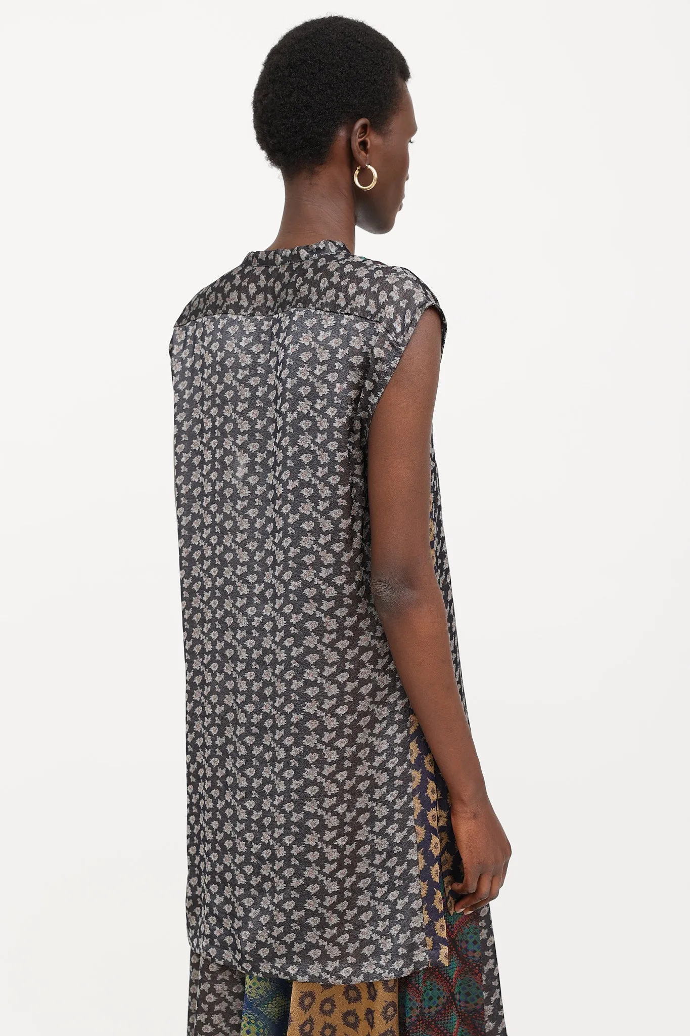 Brocade Patterned Top sold by VSP Consignment product image thumbnail 4