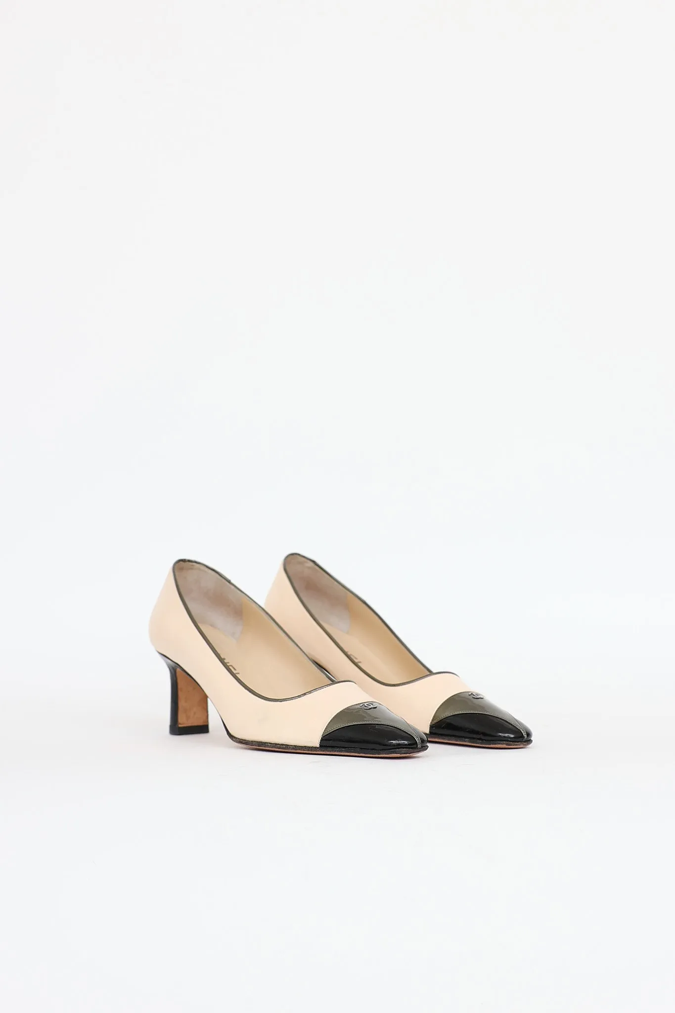 Cap Toe CC Pump sold by VSP Consignment product image thumbnail 2