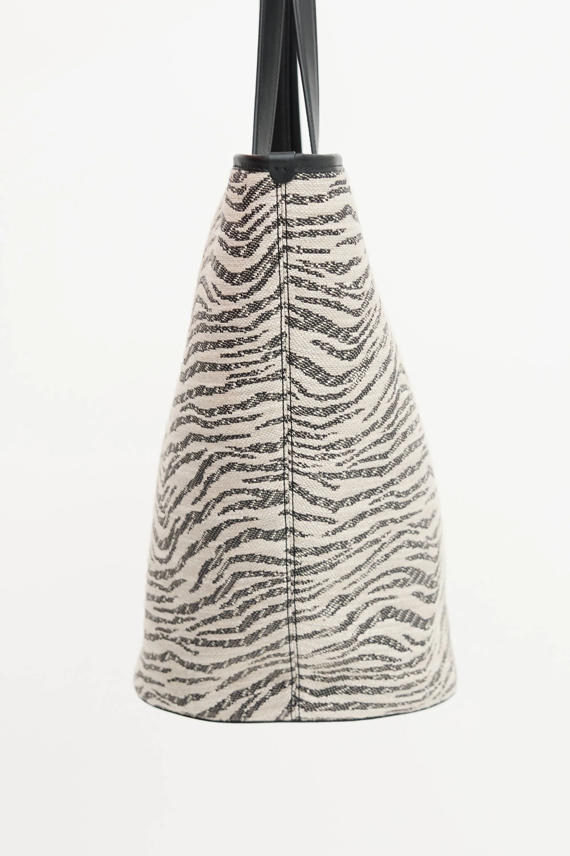 Woven Patterned Bambola Tote sold by VSP Consignment product image thumbnail 4