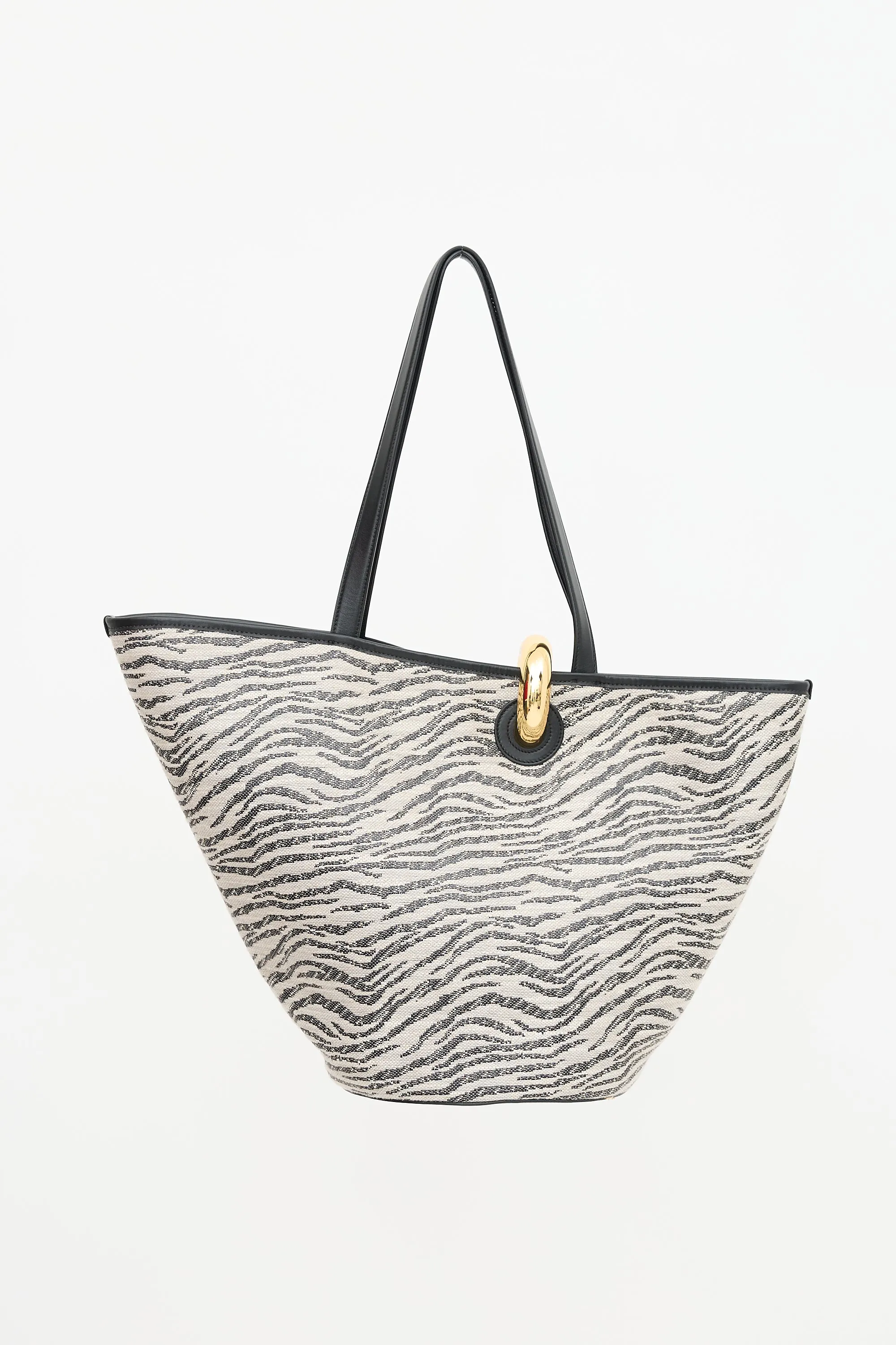 Woven Patterned Bambola Tote sold by VSP Consignment product image thumbnail 2
