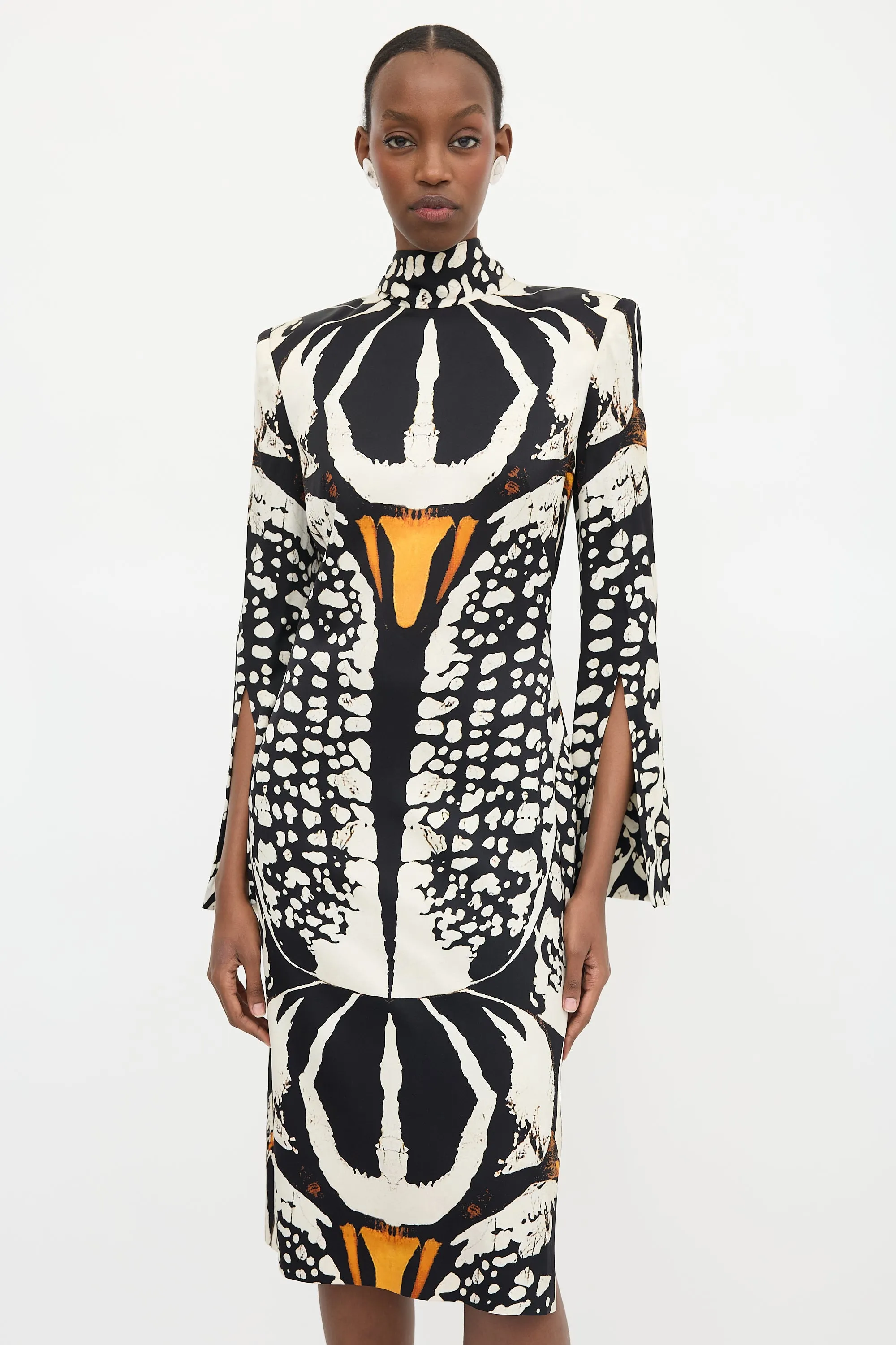 FW 2018 Silk Satin Printed Dress sold by VSP Consignment product image thumbnail 2