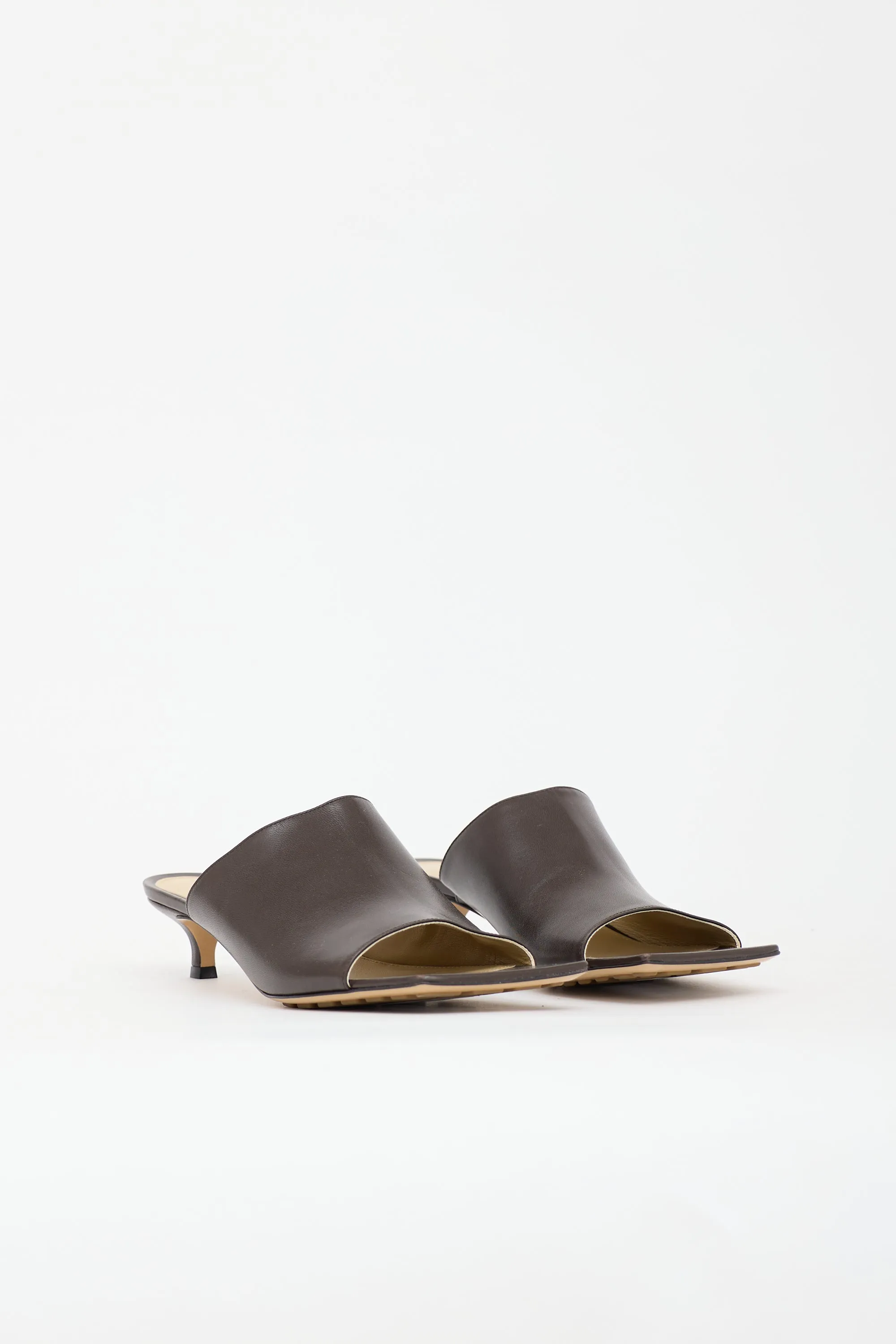 Leather Stretch Mule sold by VSP Consignment product image thumbnail 2