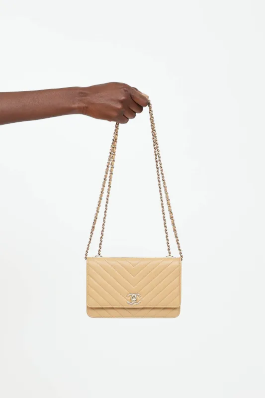 Chevron Trendy CC Wallet on Chain Bag made by Chanel