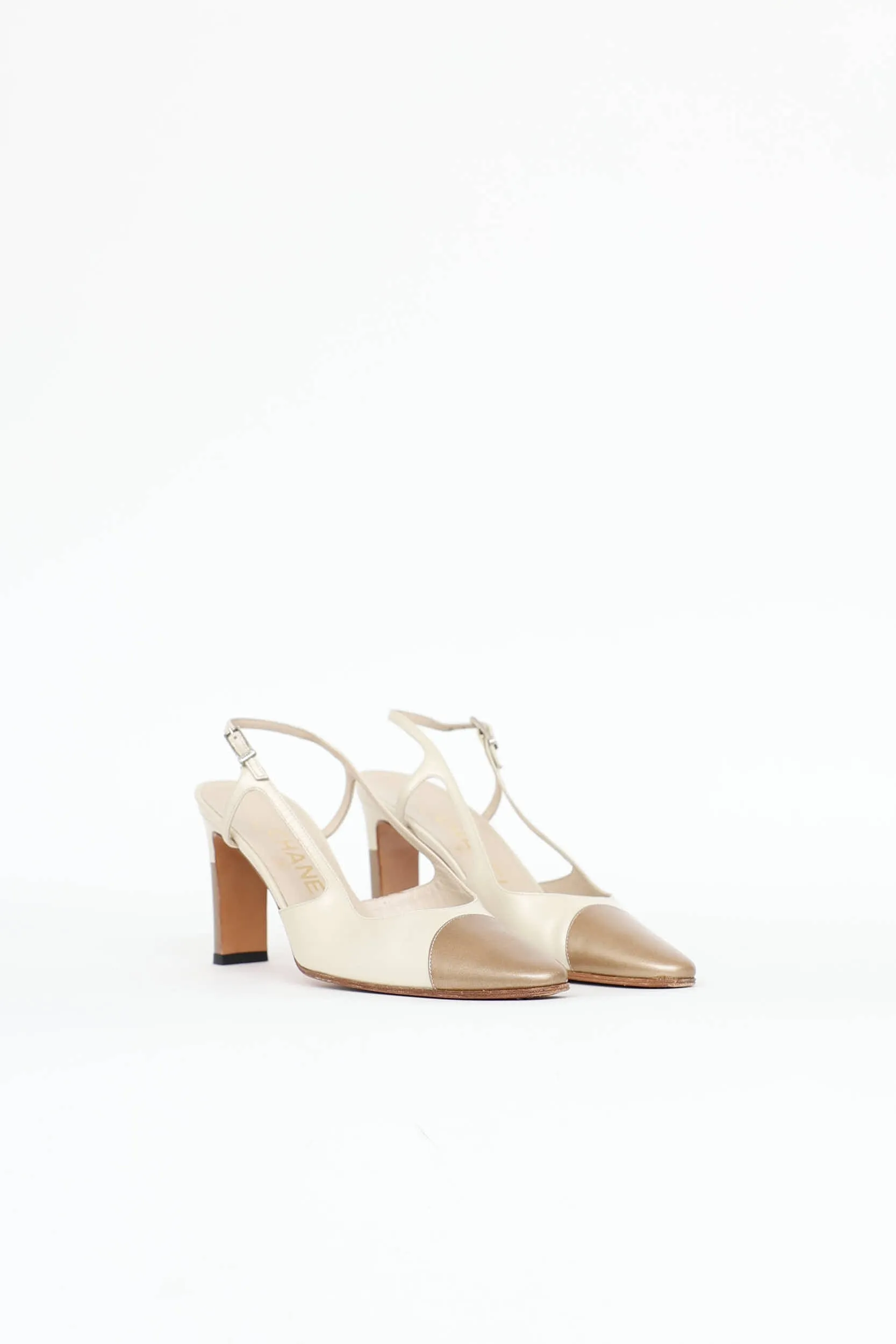 1998 Slingback Pump sold by VSP Consignment product image thumbnail 2