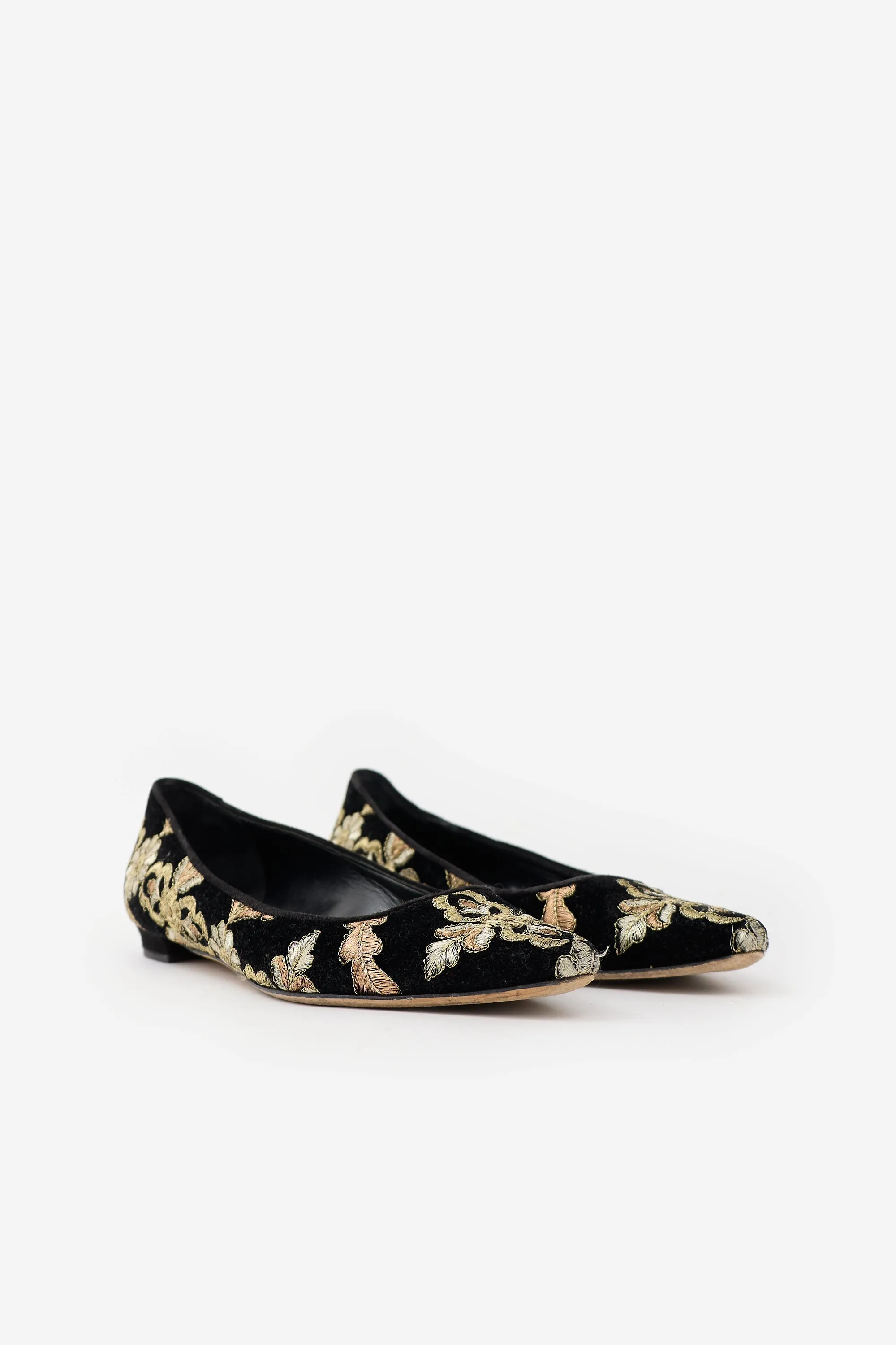 Velvet Embroidered Flat sold by VSP Consignment product image thumbnail 3