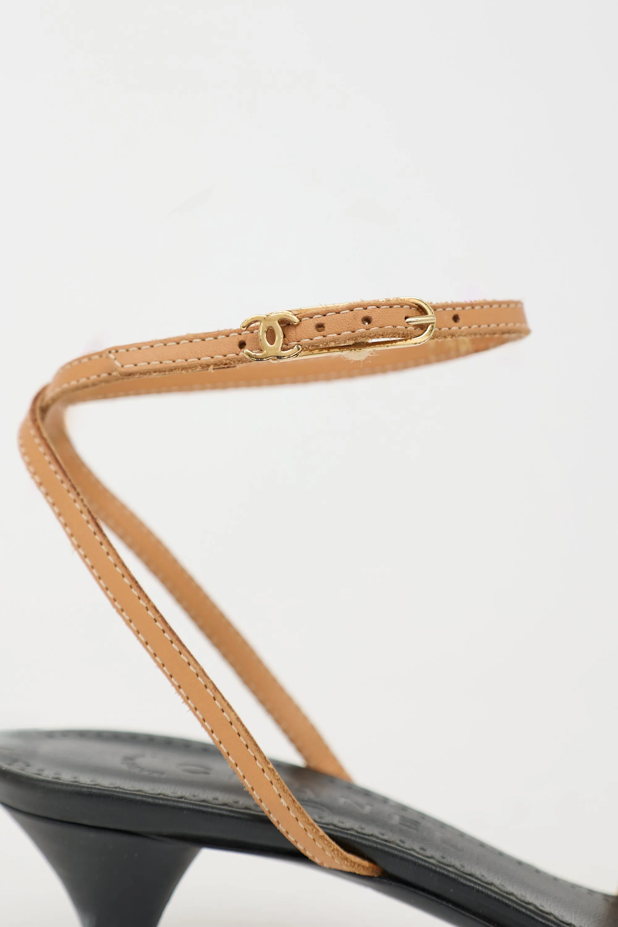 Leather Woven Sandal sold by VSP Consignment product image thumbnail 5