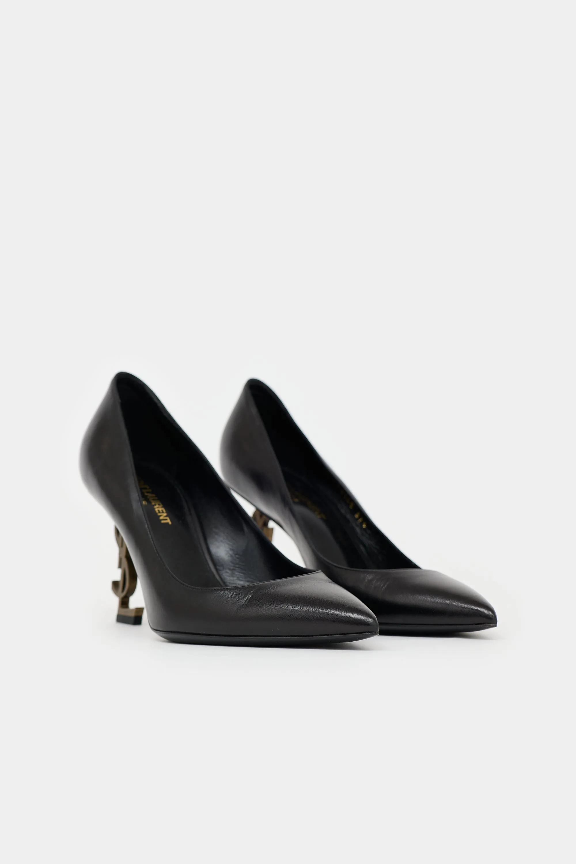 Leather Opyum Pump sold by VSP Consignment product image thumbnail 2