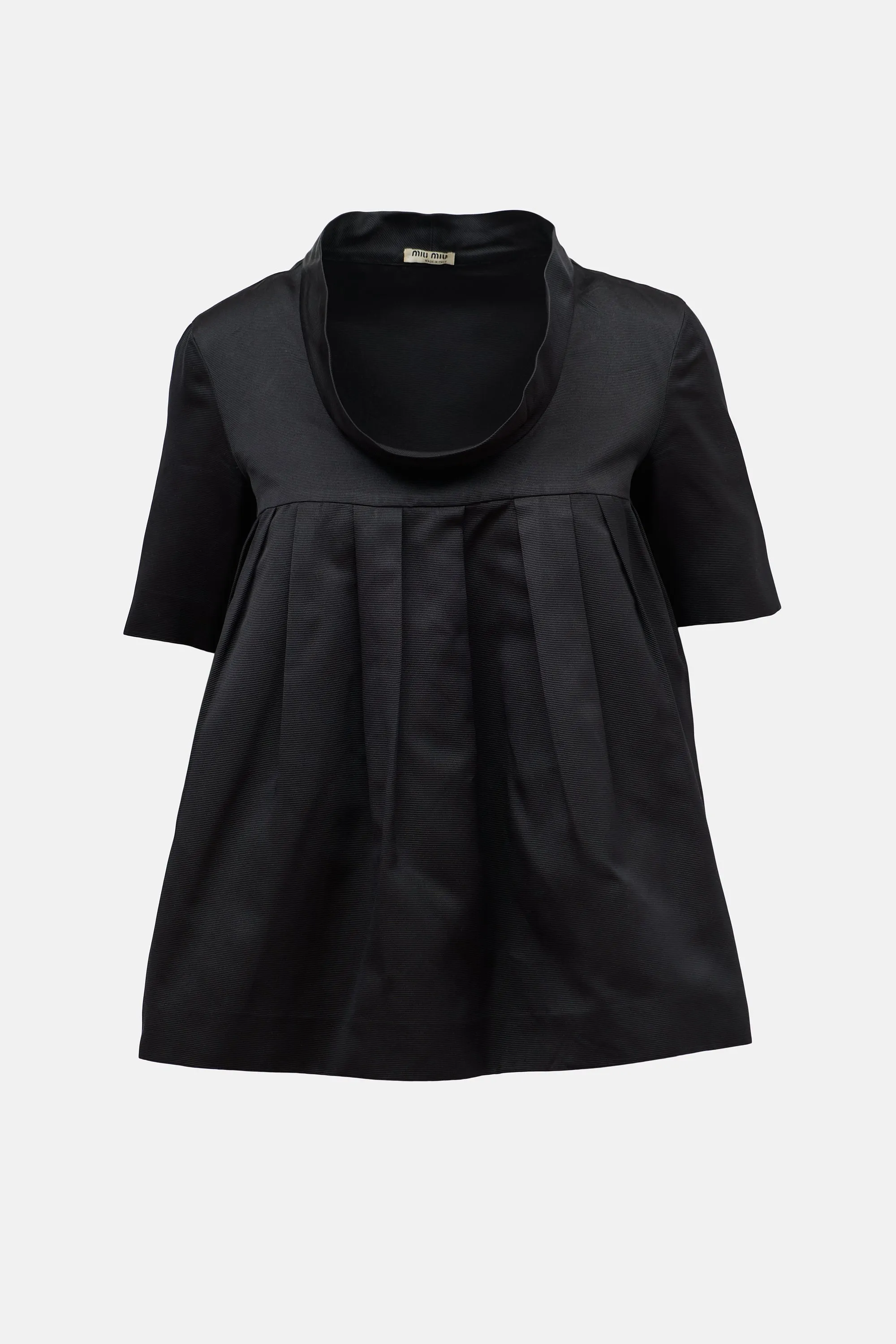 2007 Silk Grosgrain Pleated Top sold by VSP Consignment