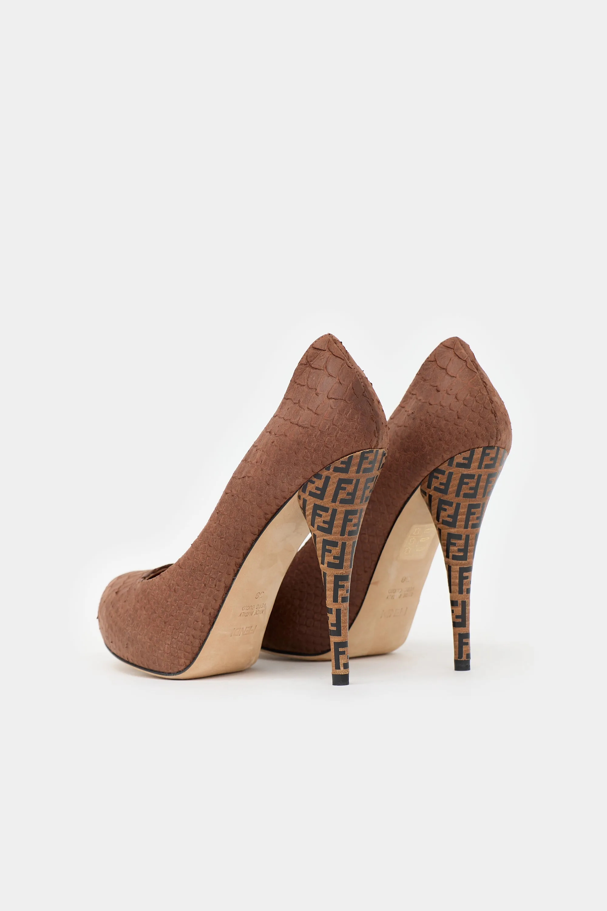 Leather FF Platform Pump sold by VSP Consignment product image thumbnail 4