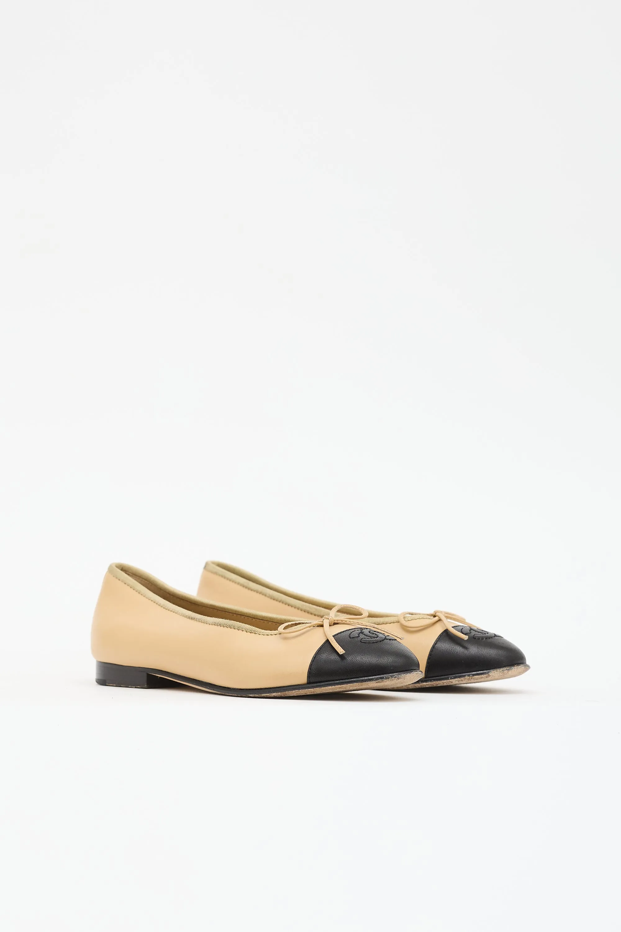 Leather CC Ballet Flat sold by VSP Consignment product image thumbnail 3