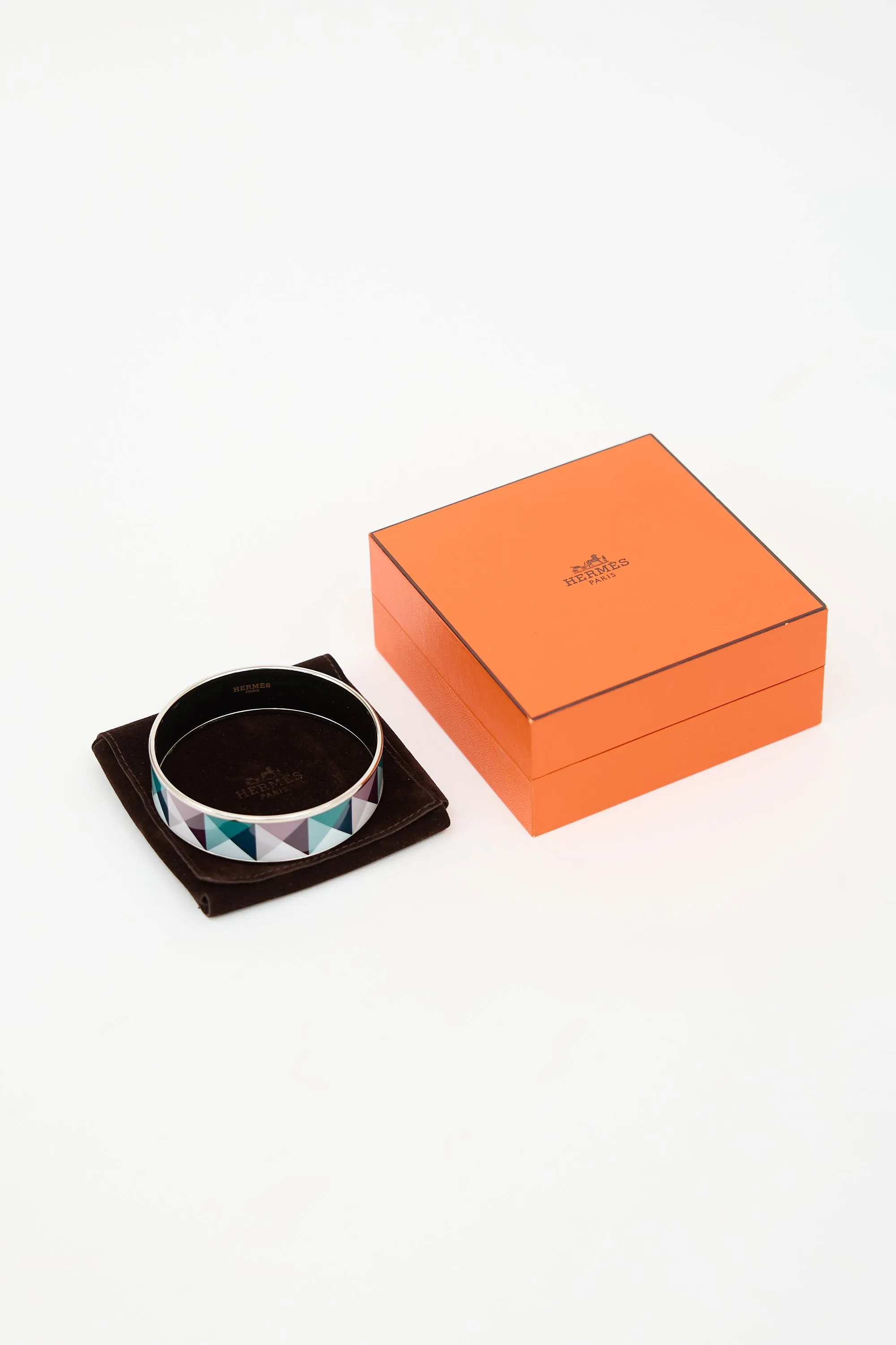 Clou En Trompe L'Oeil Bangle sold by VSP Consignment product image thumbnail 4