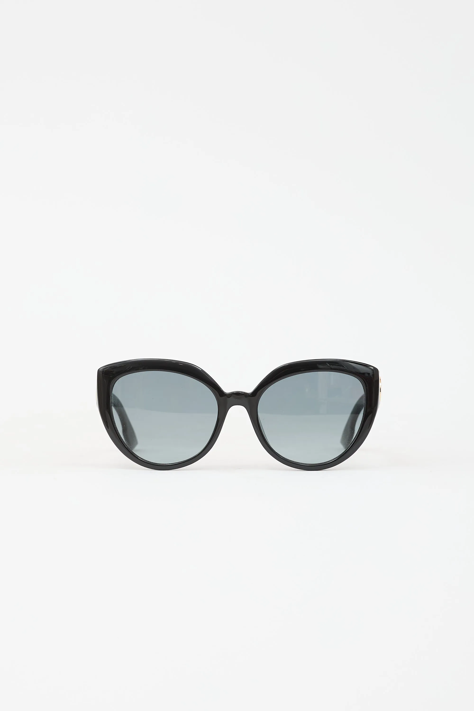 DDiorF 8071 Sunglasses sold by VSP Consignment