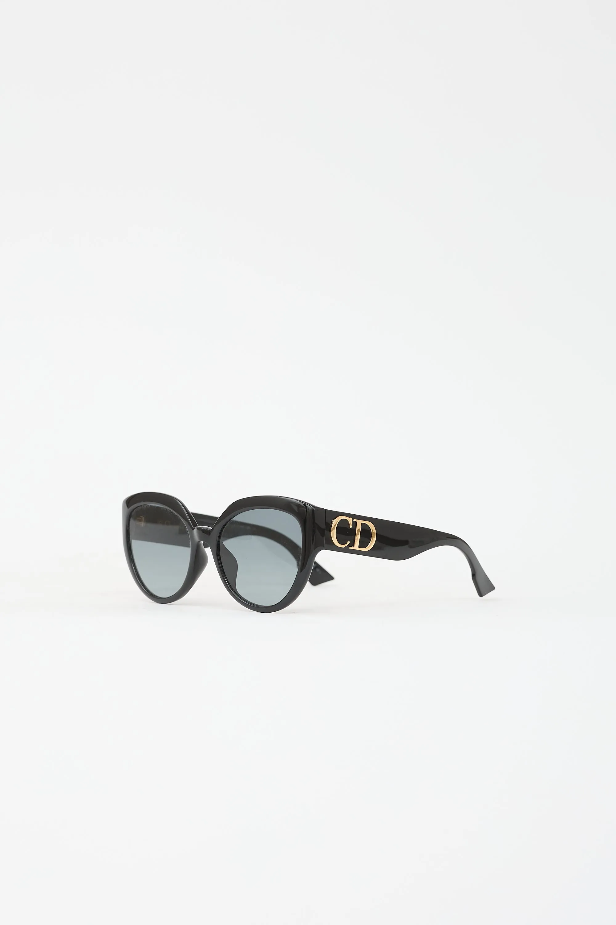DDiorF 8071 Sunglasses sold by VSP Consignment product image thumbnail 2