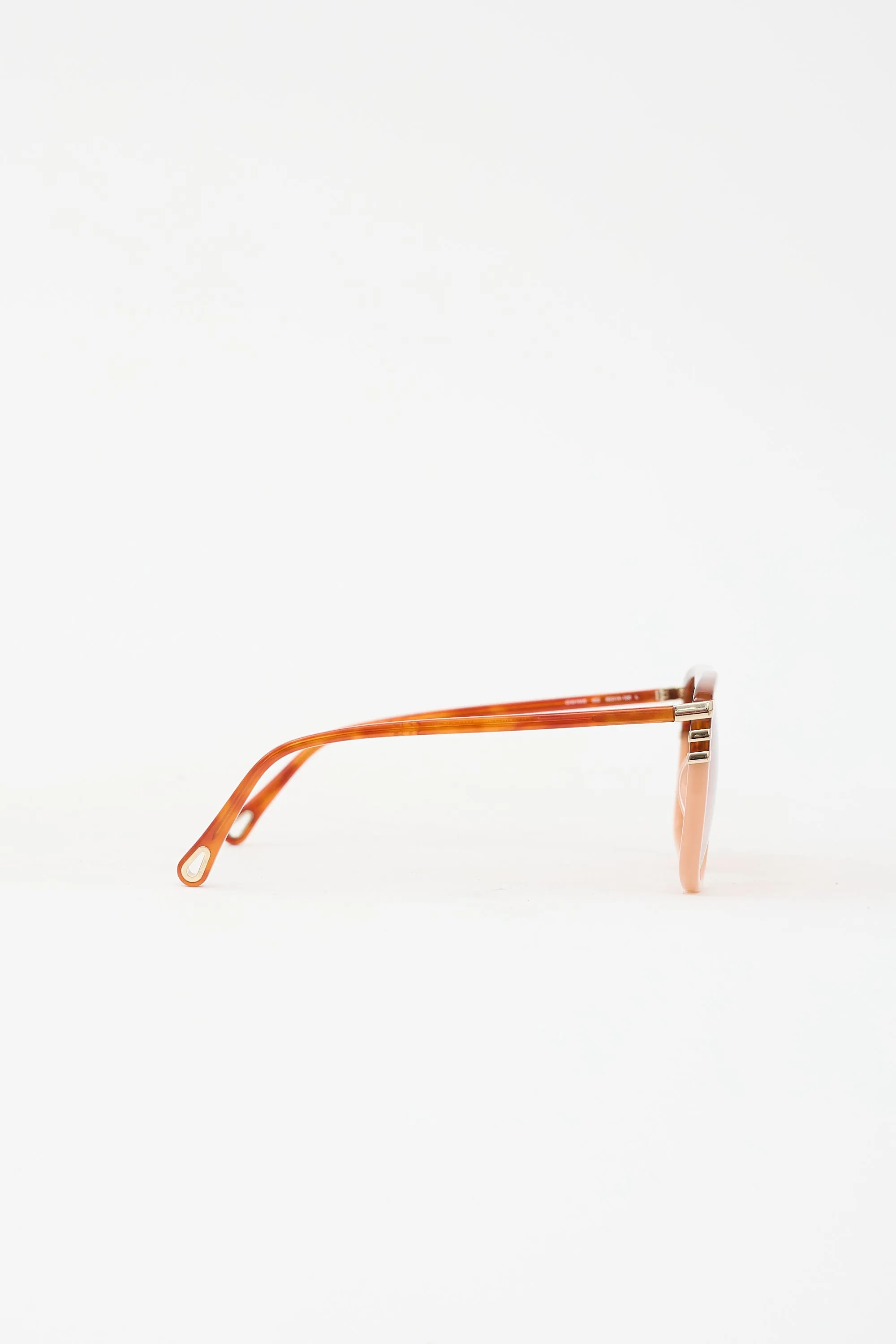 CH0104S Aviator Sunglasses sold by VSP Consignment product image thumbnail 3