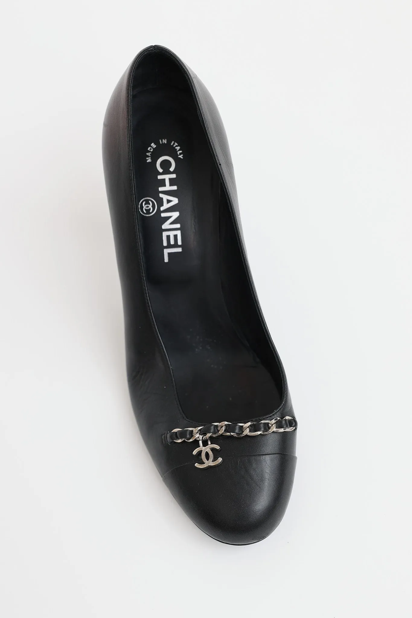 Chain CC Pump sold by VSP Consignment product image thumbnail 2