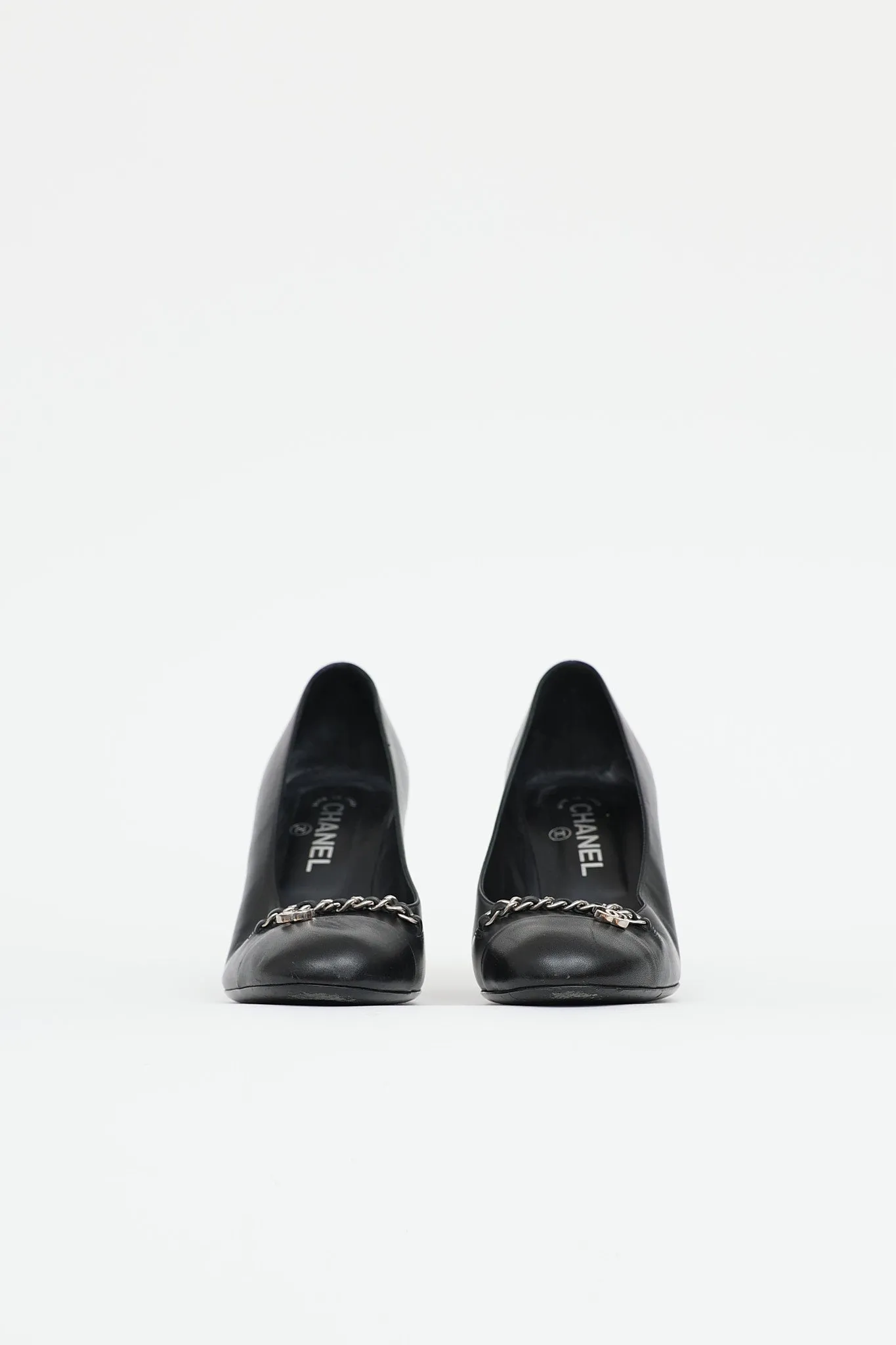 Chain CC Pump sold by VSP Consignment product image thumbnail 4