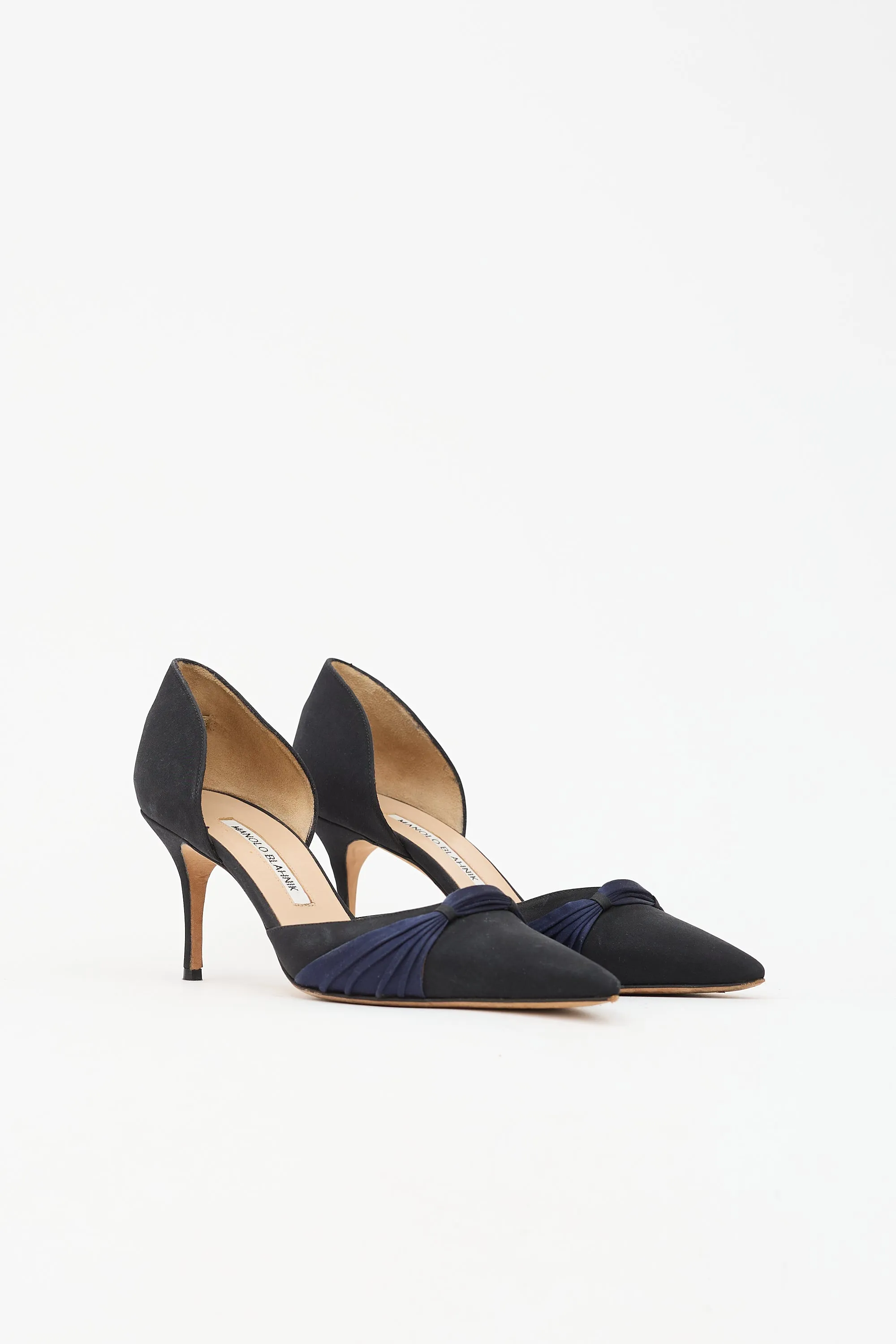 Crepe Lisy D'Orsay Heel sold by VSP Consignment product image thumbnail 2