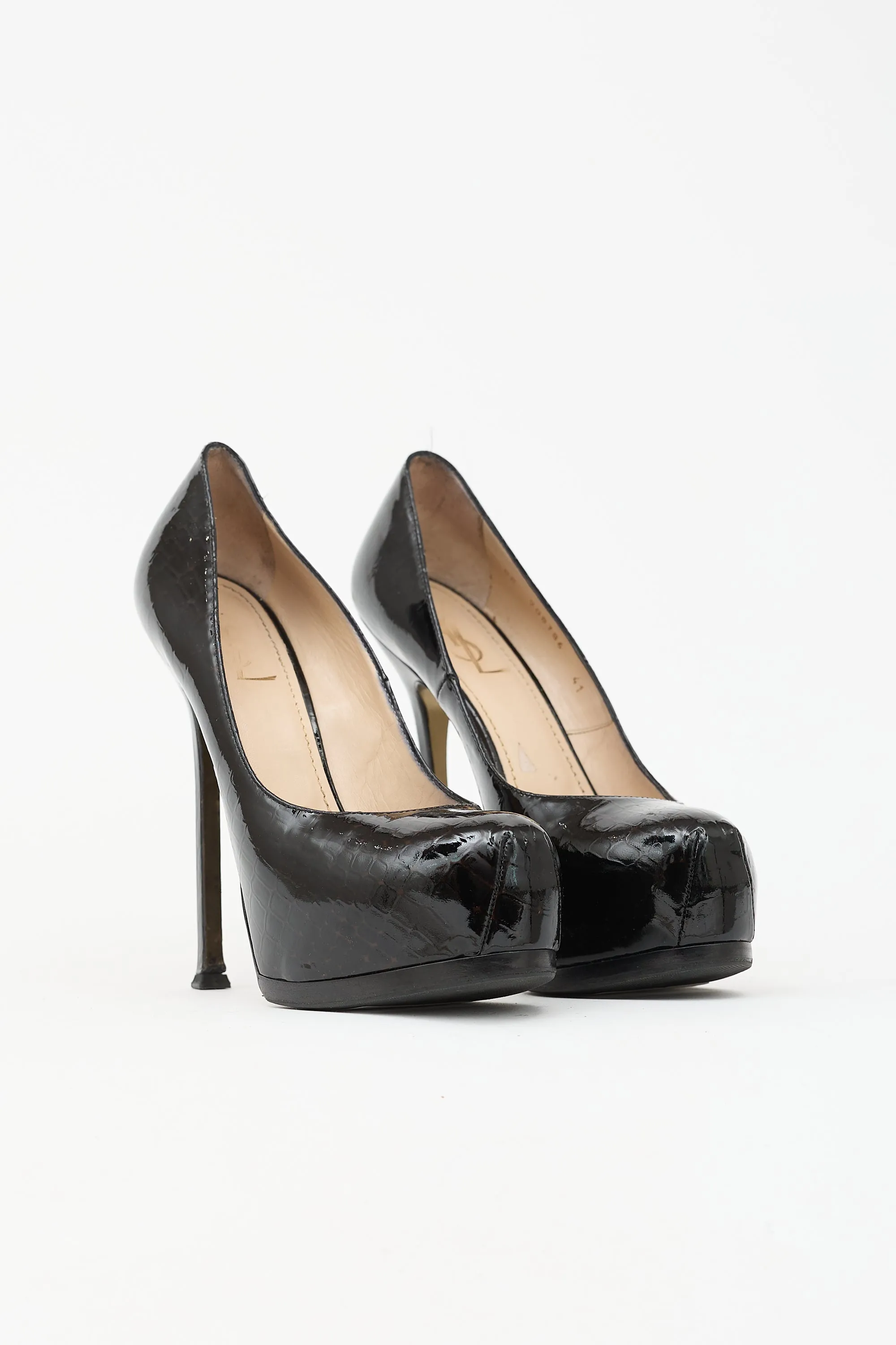 Embossed Patent Platform Heel sold by VSP Consignment product image thumbnail 2