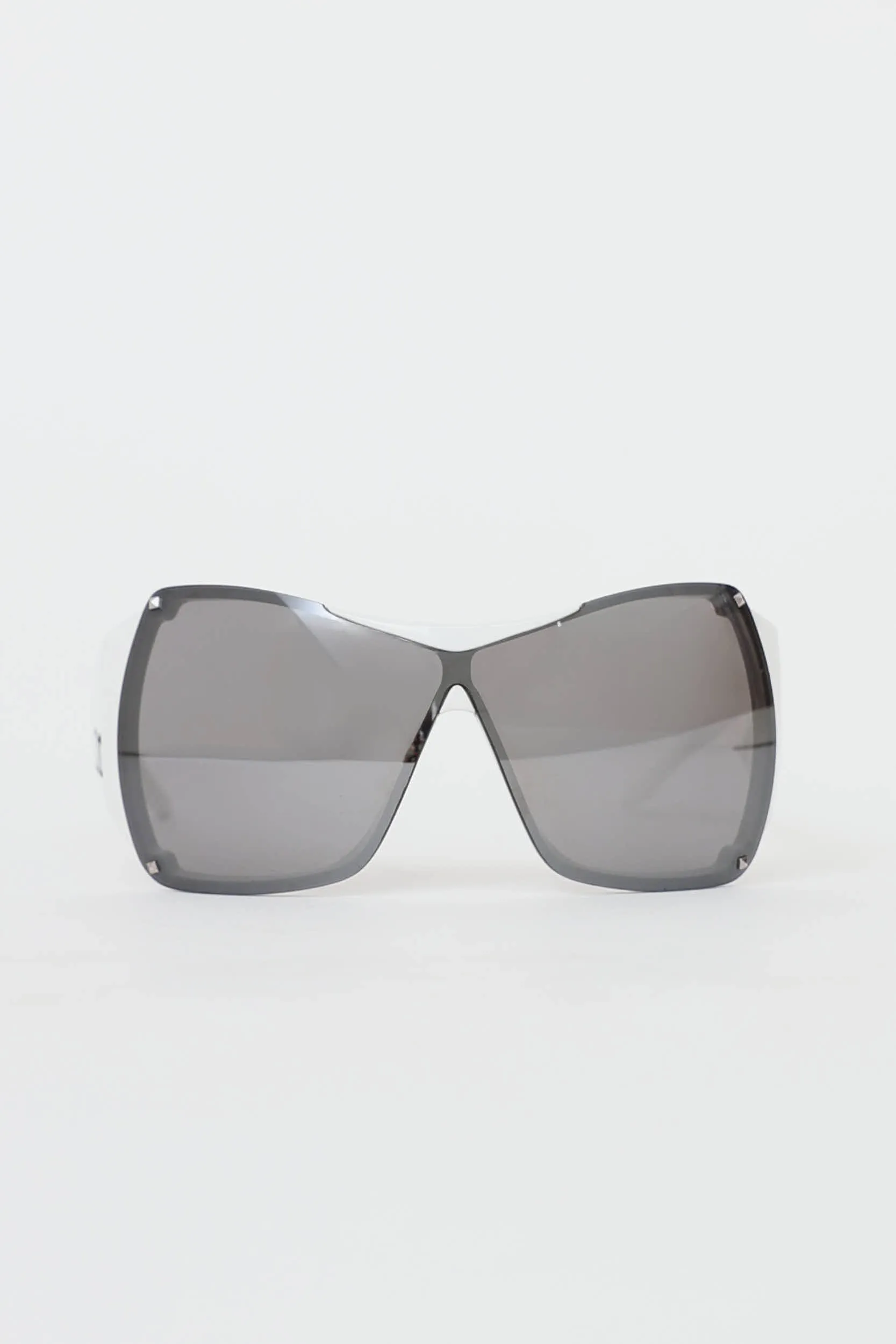 1 N6LSF Overshine Sunglasses sold by VSP Consignment product image thumbnail 2