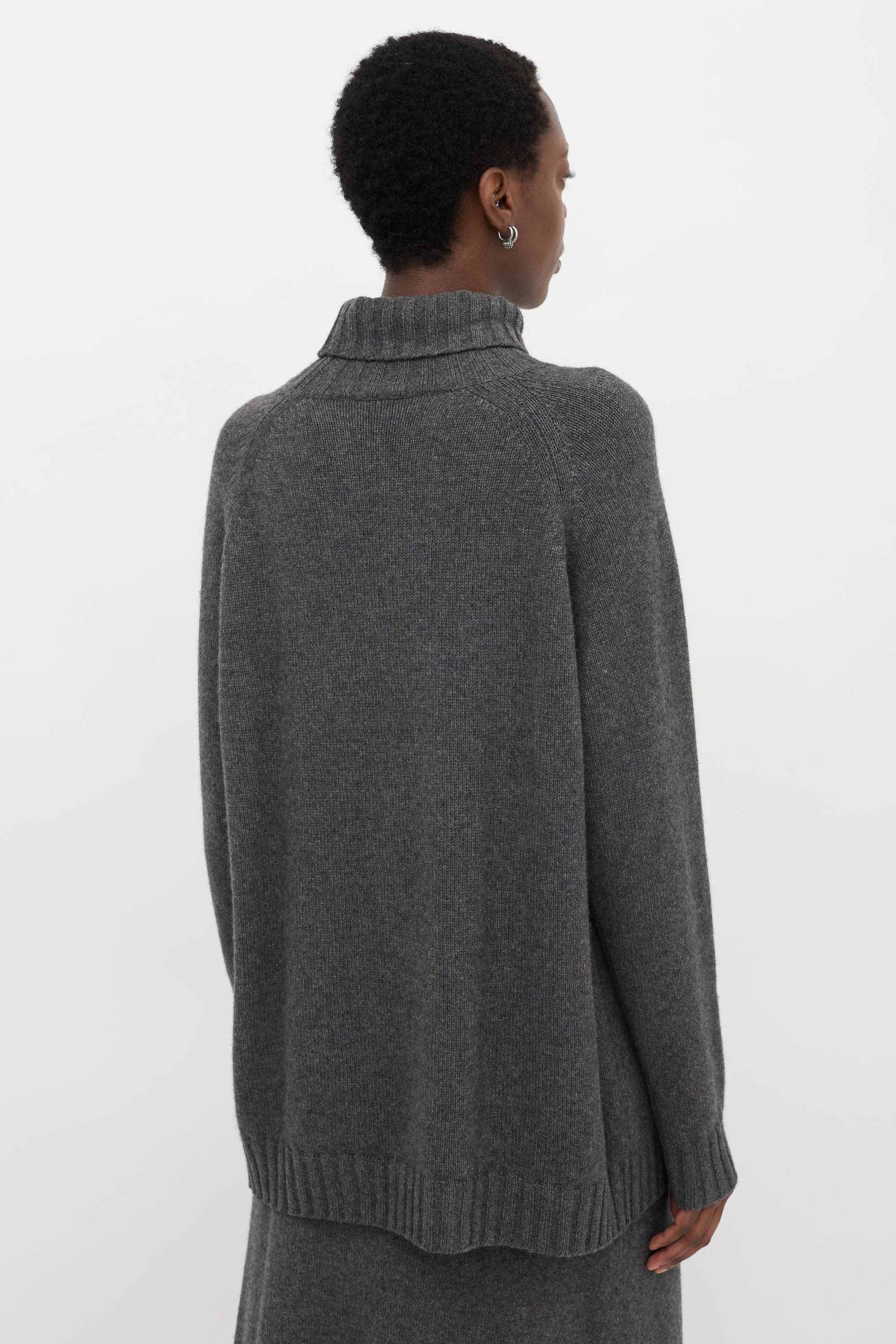 Vintage Cashmere Set sold by VSP Consignment product image thumbnail 5