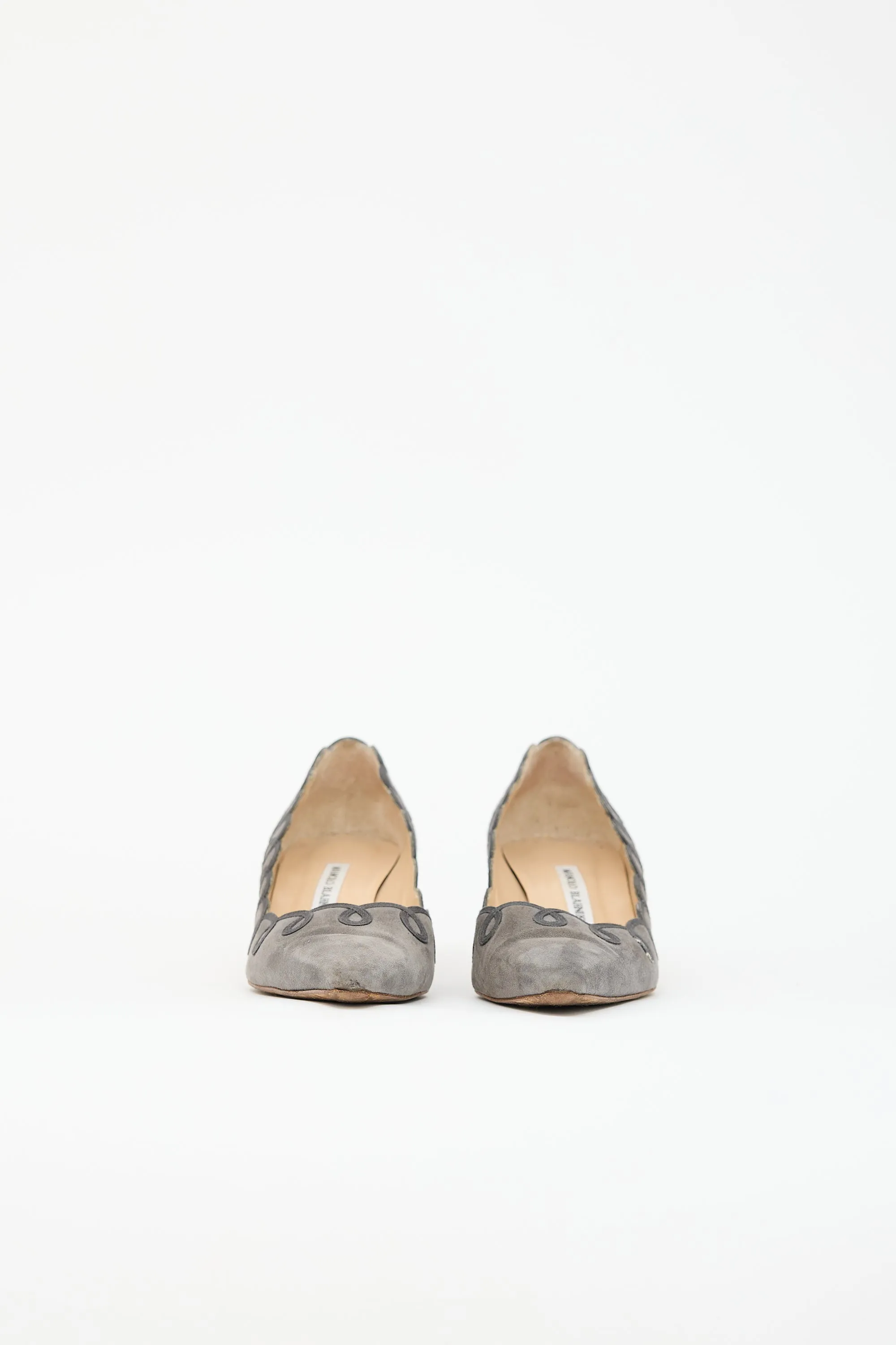 Suede Appliqué Pump sold by VSP Consignment product image thumbnail 3
