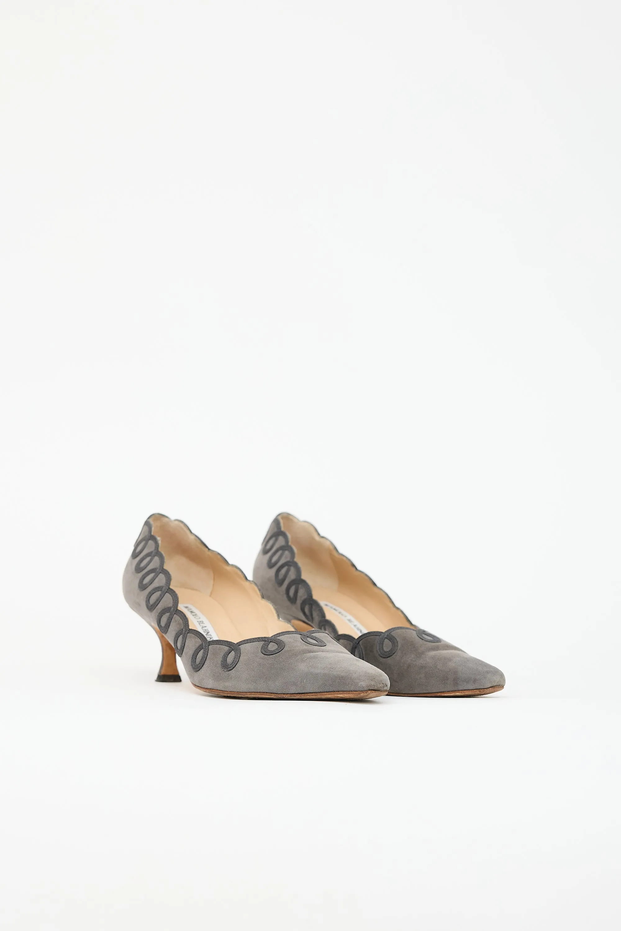 Suede Appliqué Pump sold by VSP Consignment product image thumbnail 2
