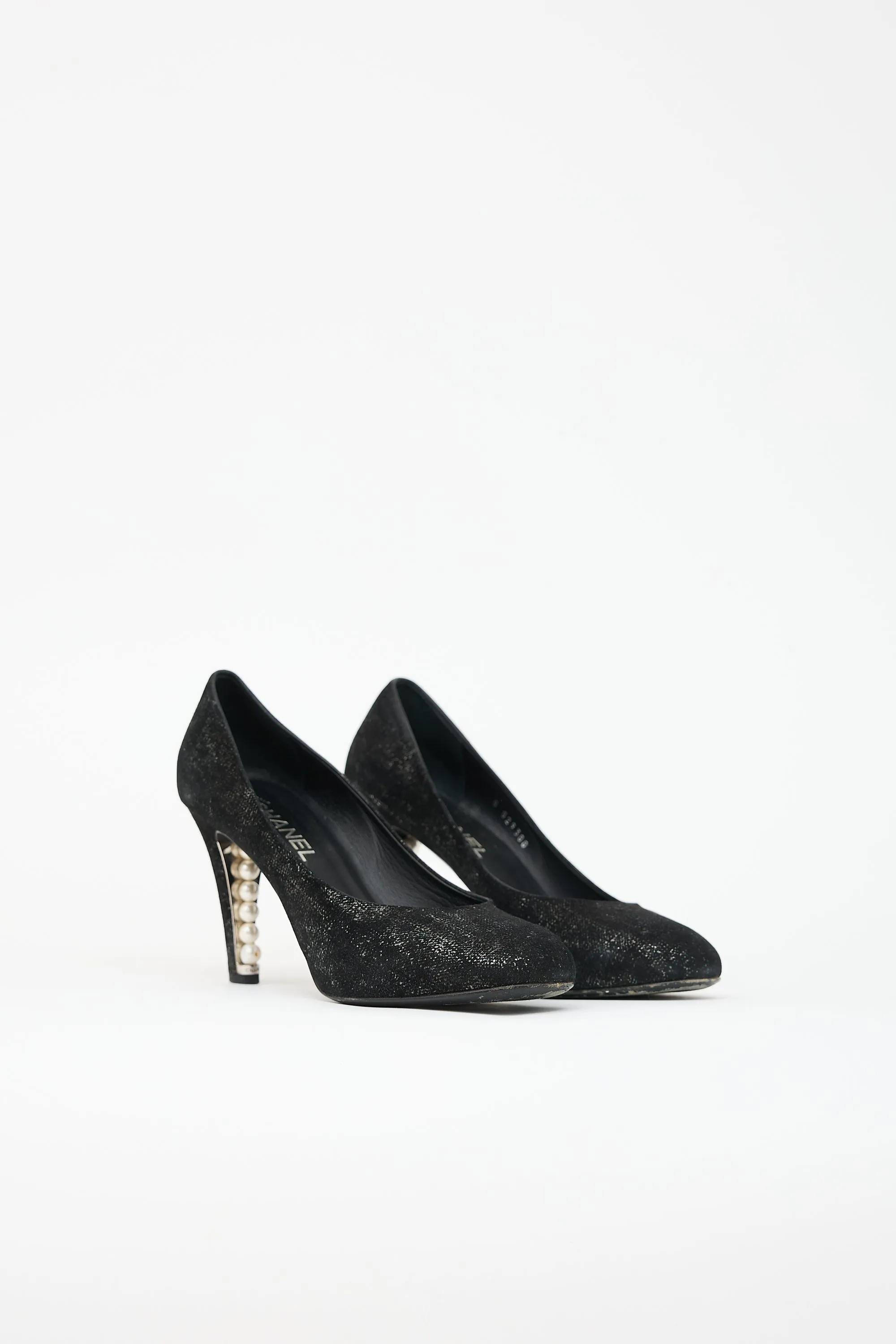 Suede Faux Pearl Pump sold by VSP Consignment product image thumbnail 2