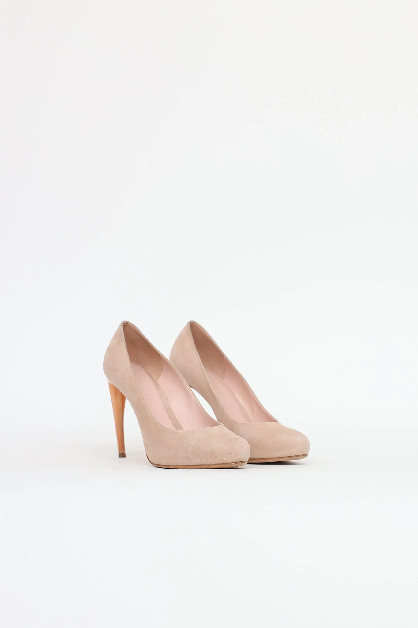 Suede Pump sold by VSP Consignment product image thumbnail 3