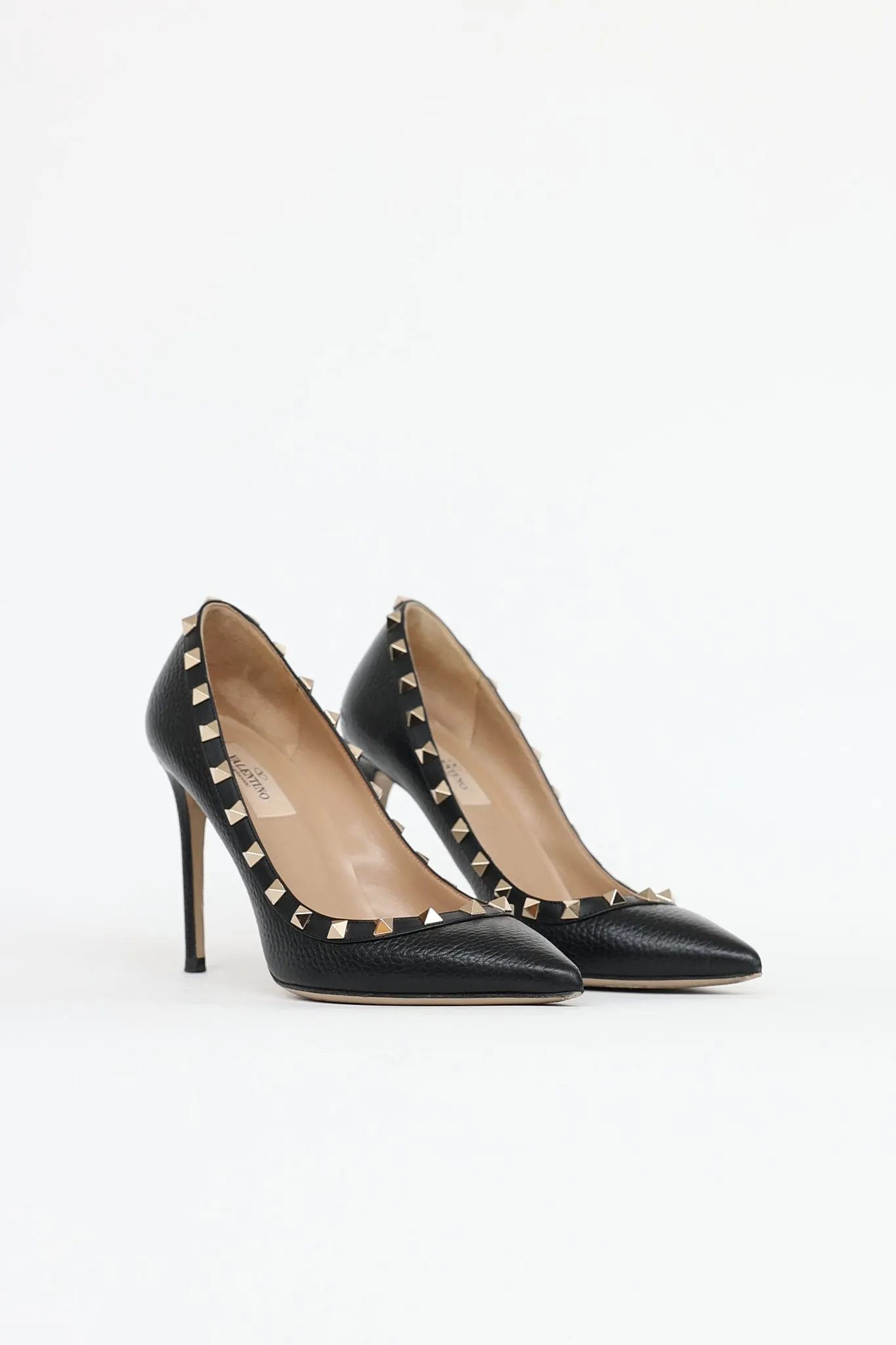 Rockstud Pump sold by VSP Consignment product image thumbnail 2