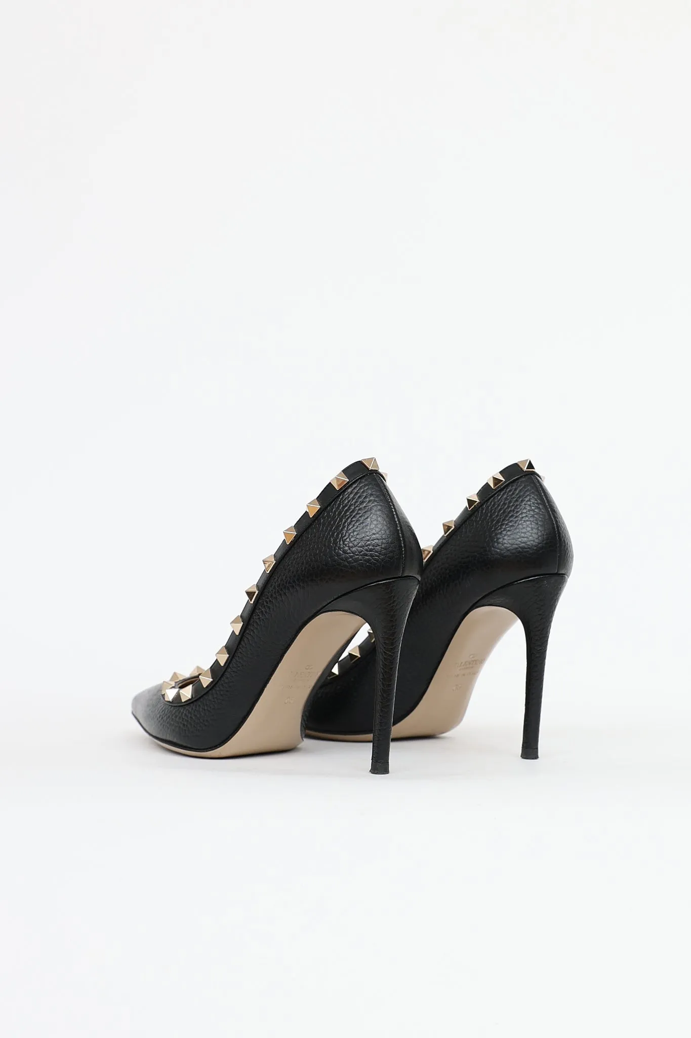 Rockstud Pump sold by VSP Consignment product image thumbnail 4