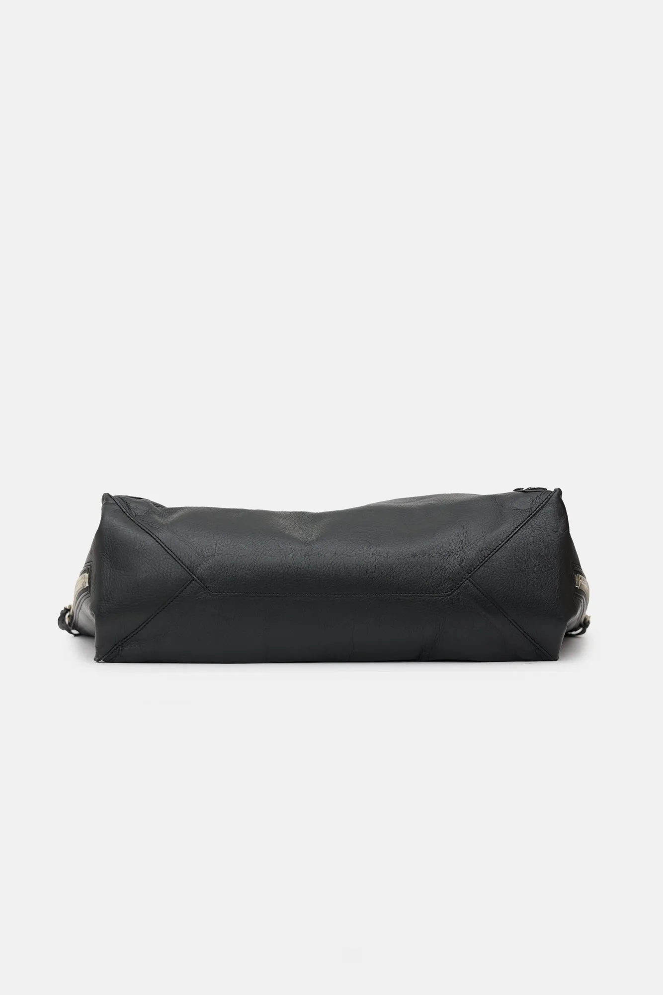 Leather Papier A4 Zip Around Tote Bag sold by VSP Consignment product image thumbnail 5