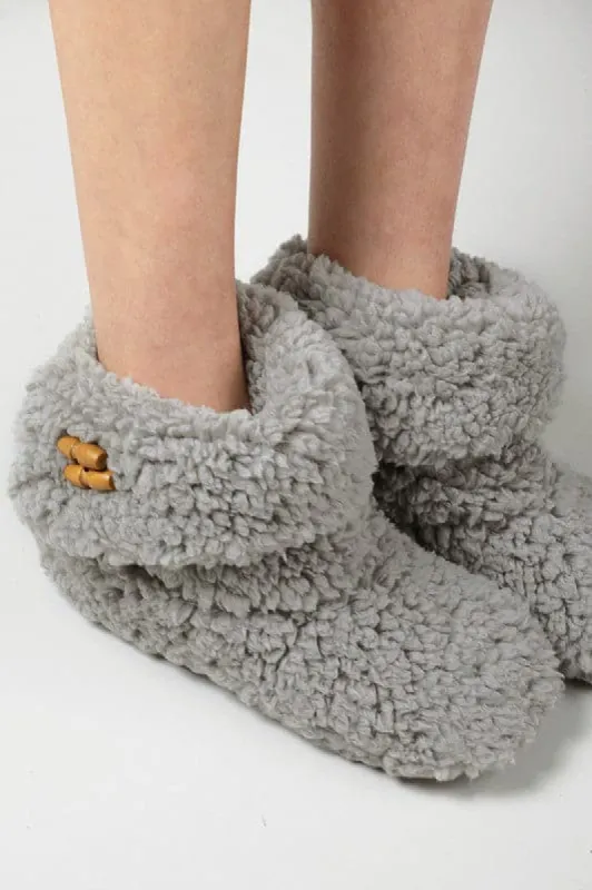 Slumber Party Sherpa Slippers - FINAL SALE sold by Madison + Mallory