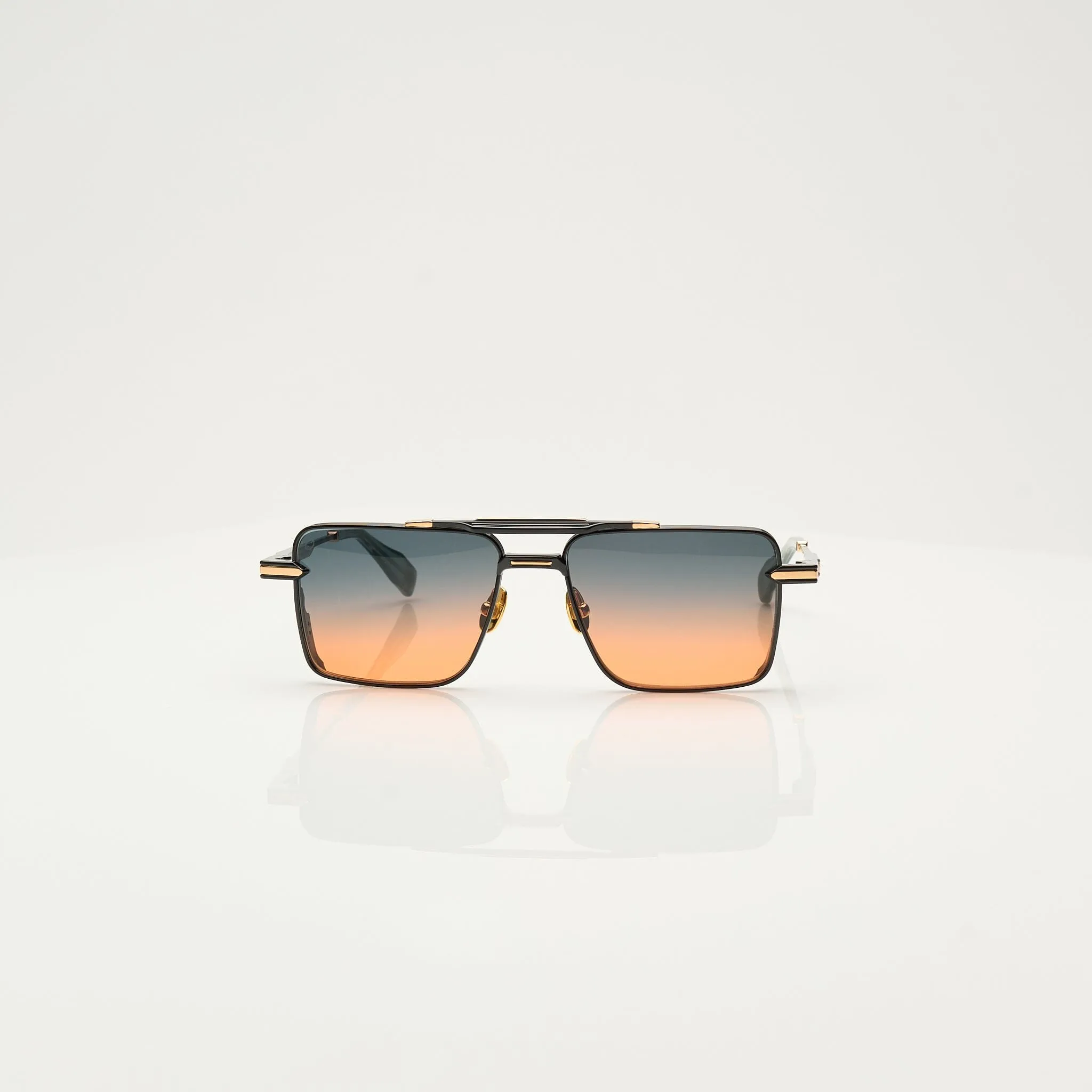 GTB sold by T Henri product image thumbnail 4