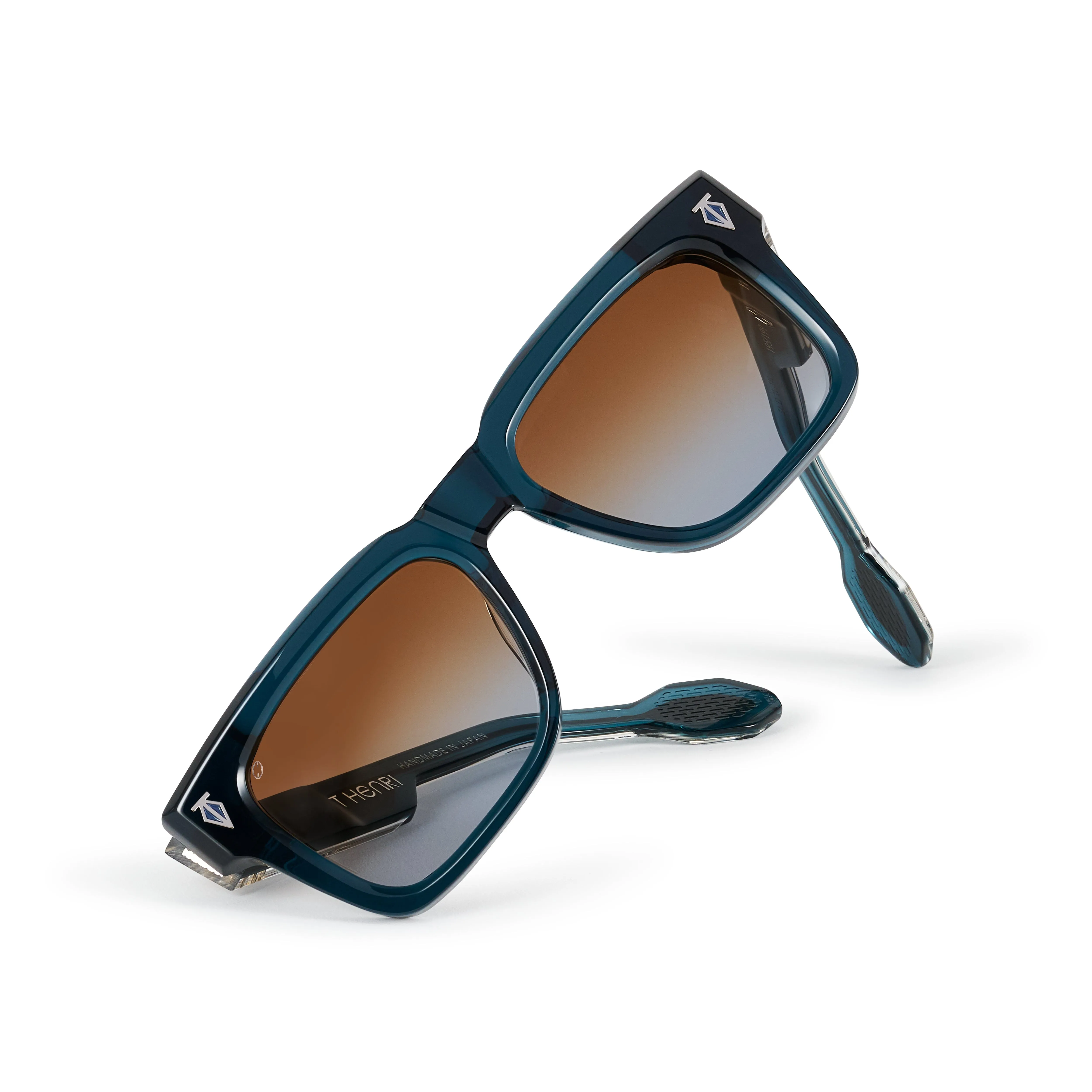 H1 sold by T Henri product image thumbnail 3