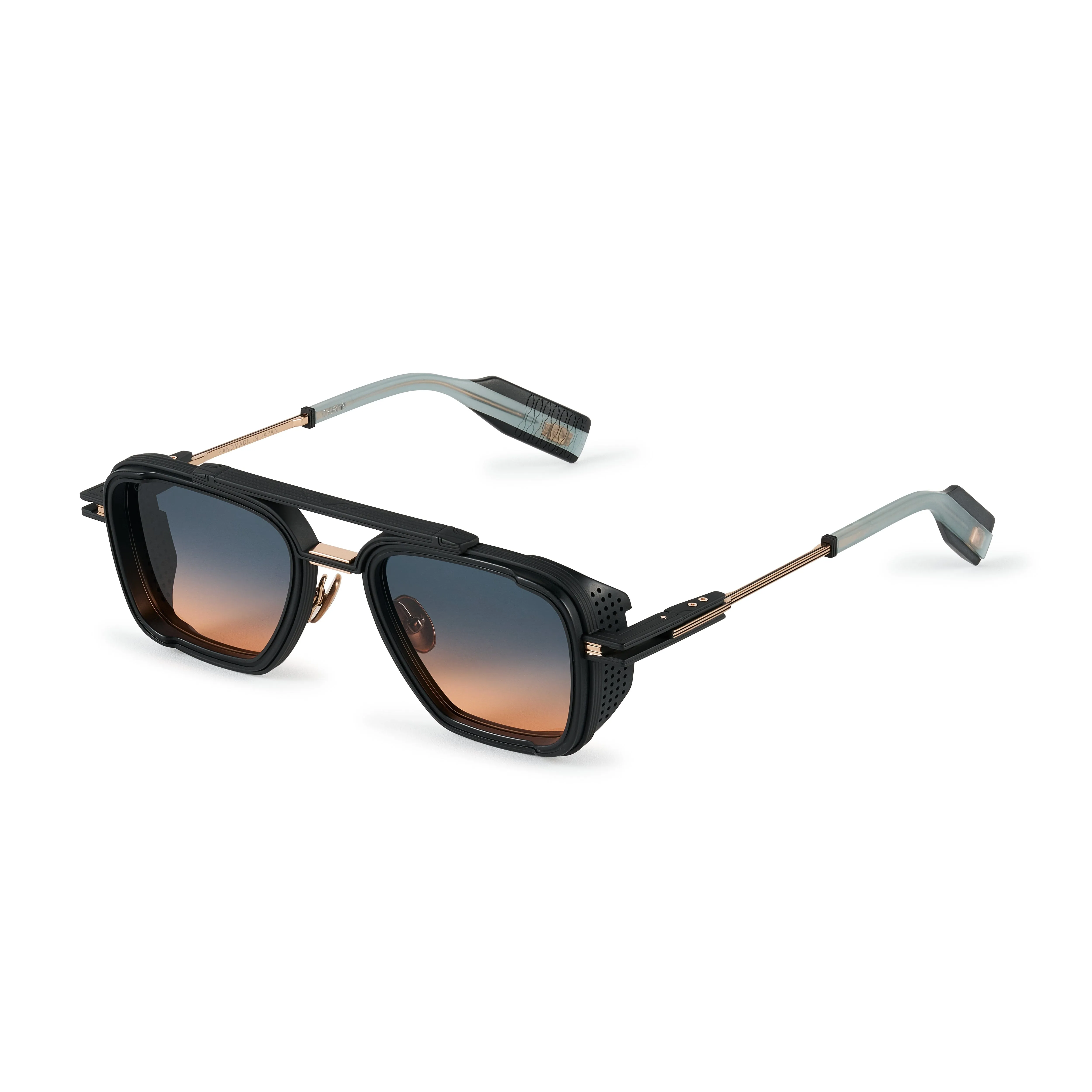 C2 sold by T Henri product image thumbnail 2