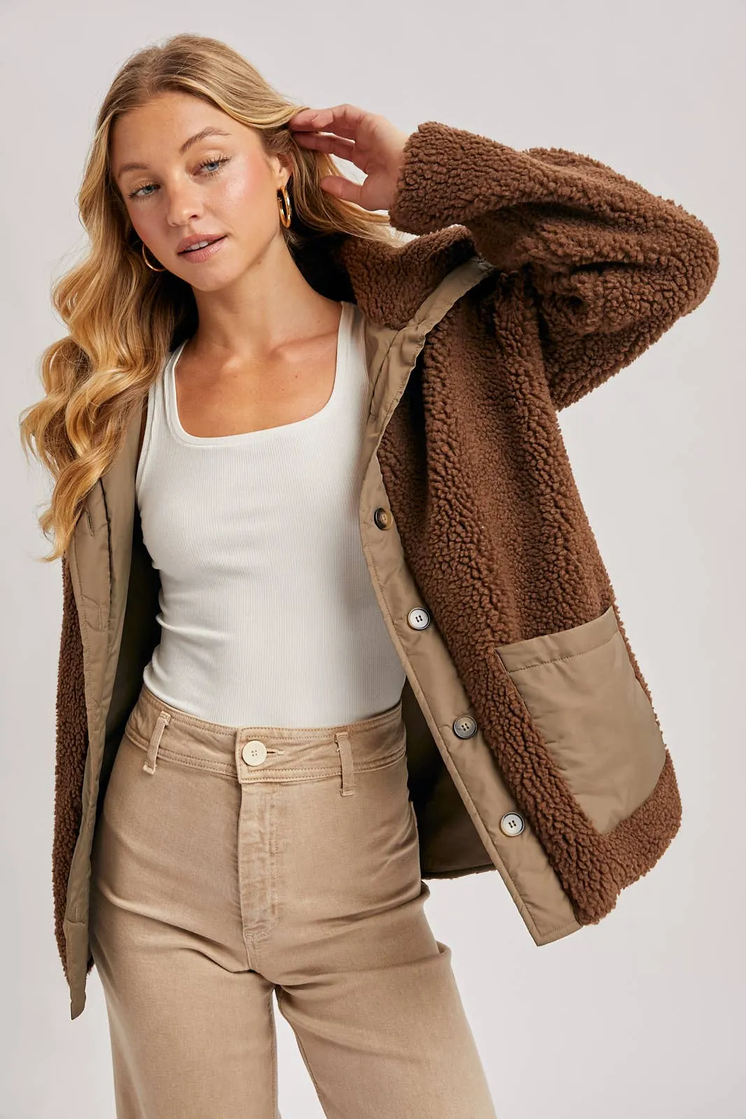 Button Down Contrast Fleece Jacket sold by Oceanne product image thumbnail 5